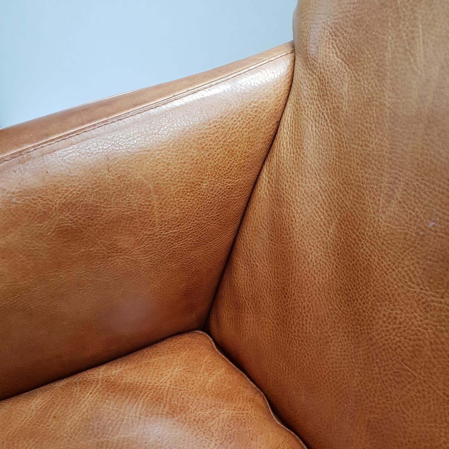 Pair of High Quality Cognac Leather Lounge Chairs by Molinari 'Marked', 1990s 8