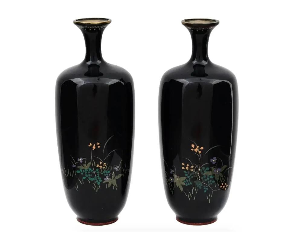 Cloissoné Pair Of High Quality Meiji Japanese Cloisonne Vases For Sale