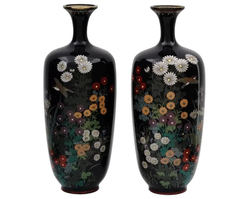 Pair Of High Quality Meiji Japanese Cloisonne Vases For Sale