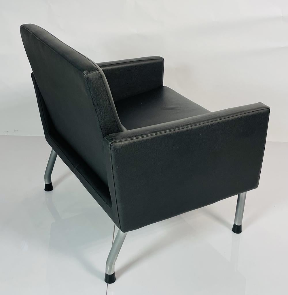 Modern Pair of Highback-Sidewalk Lounge Chairs by Brayton International For Sale