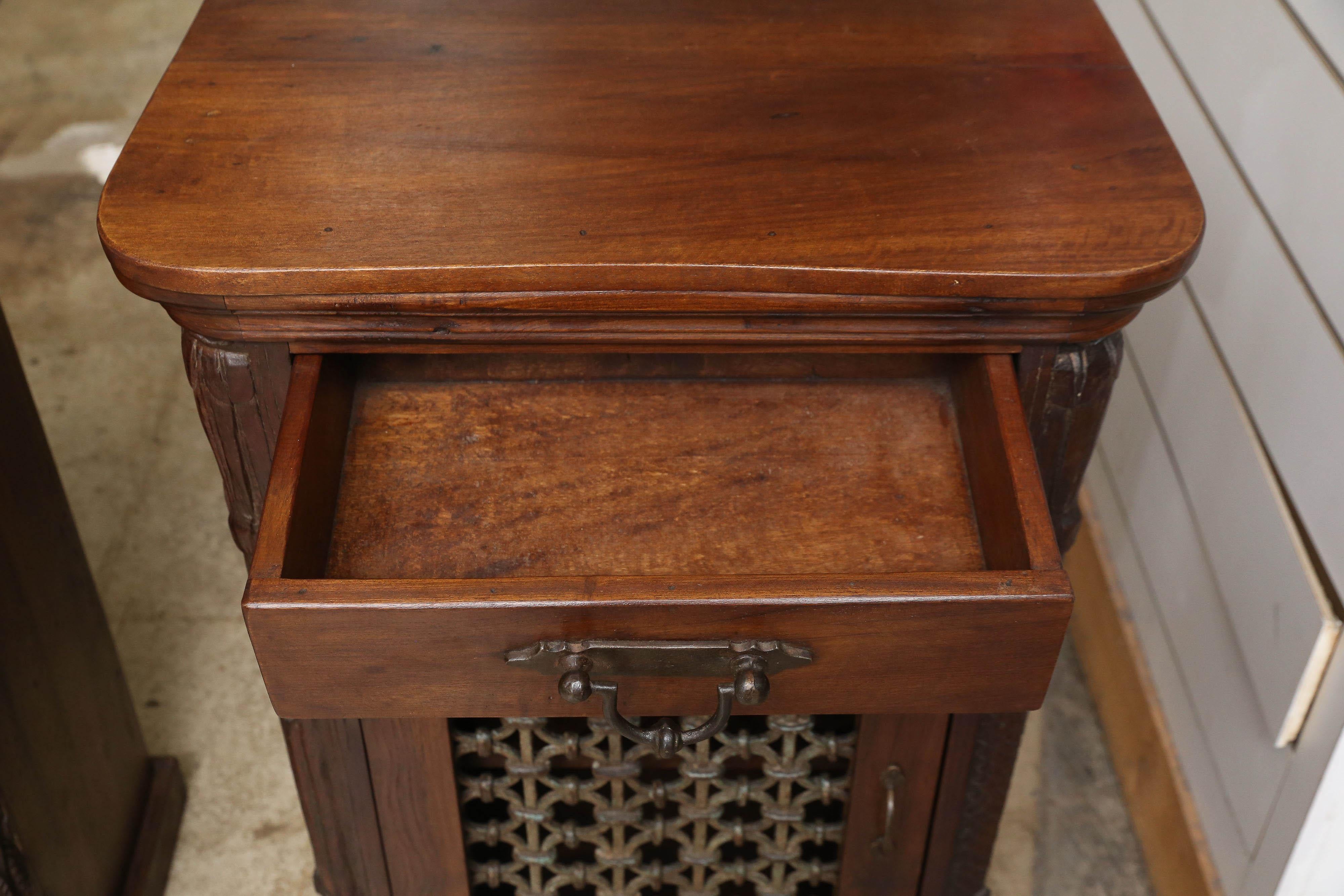 Hand-Crafted Pair of Highly Decorative Solid Teak Wood Nightstands from Plantation Homes
