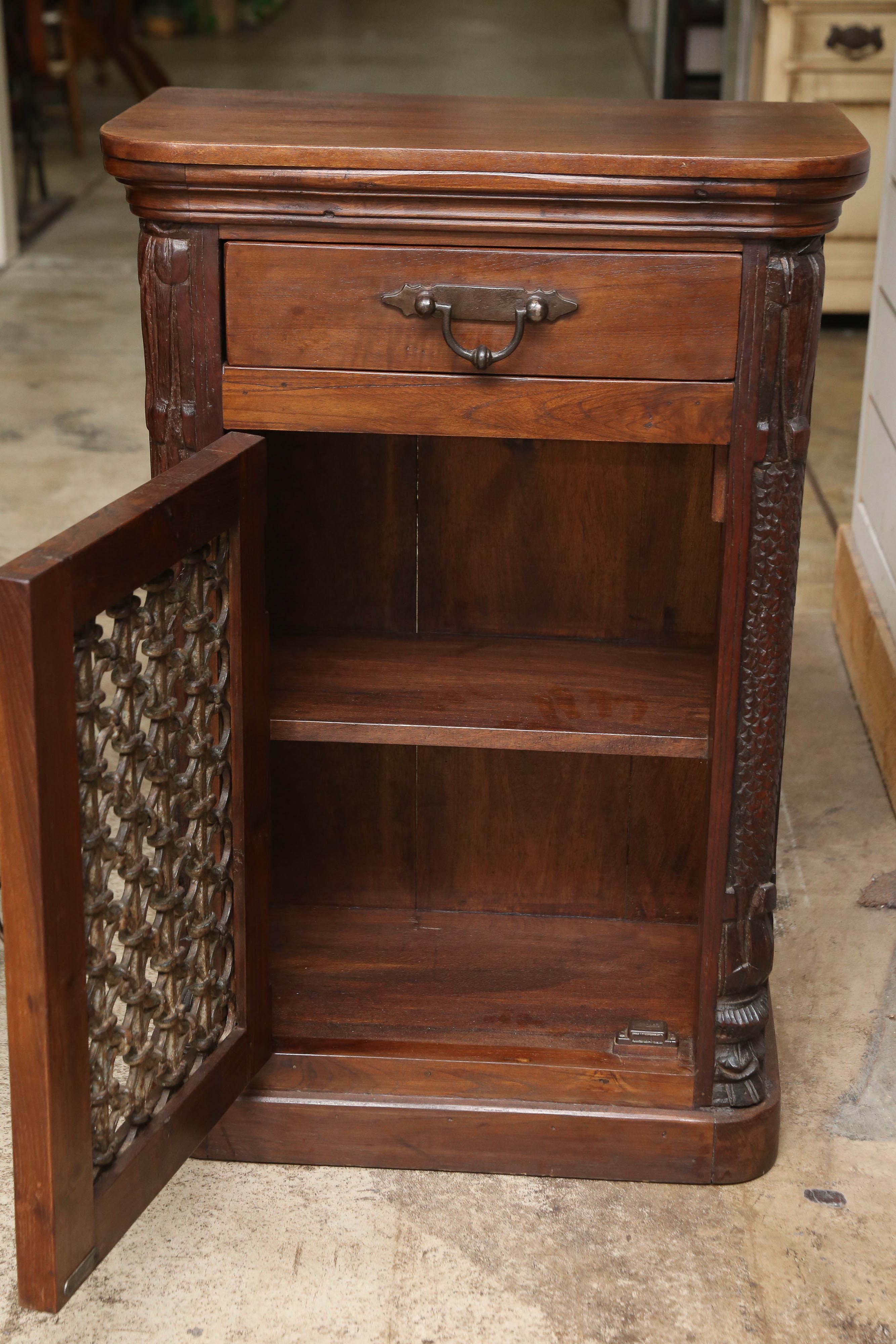 Pair of Highly Decorative Solid Teak Wood Nightstands from Plantation Homes In Excellent Condition In Houston, TX