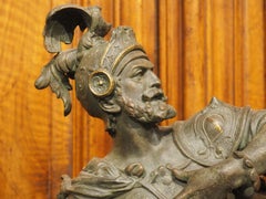 Paire de figurines militaires anciennes moulées très détaillées avec accents dorés