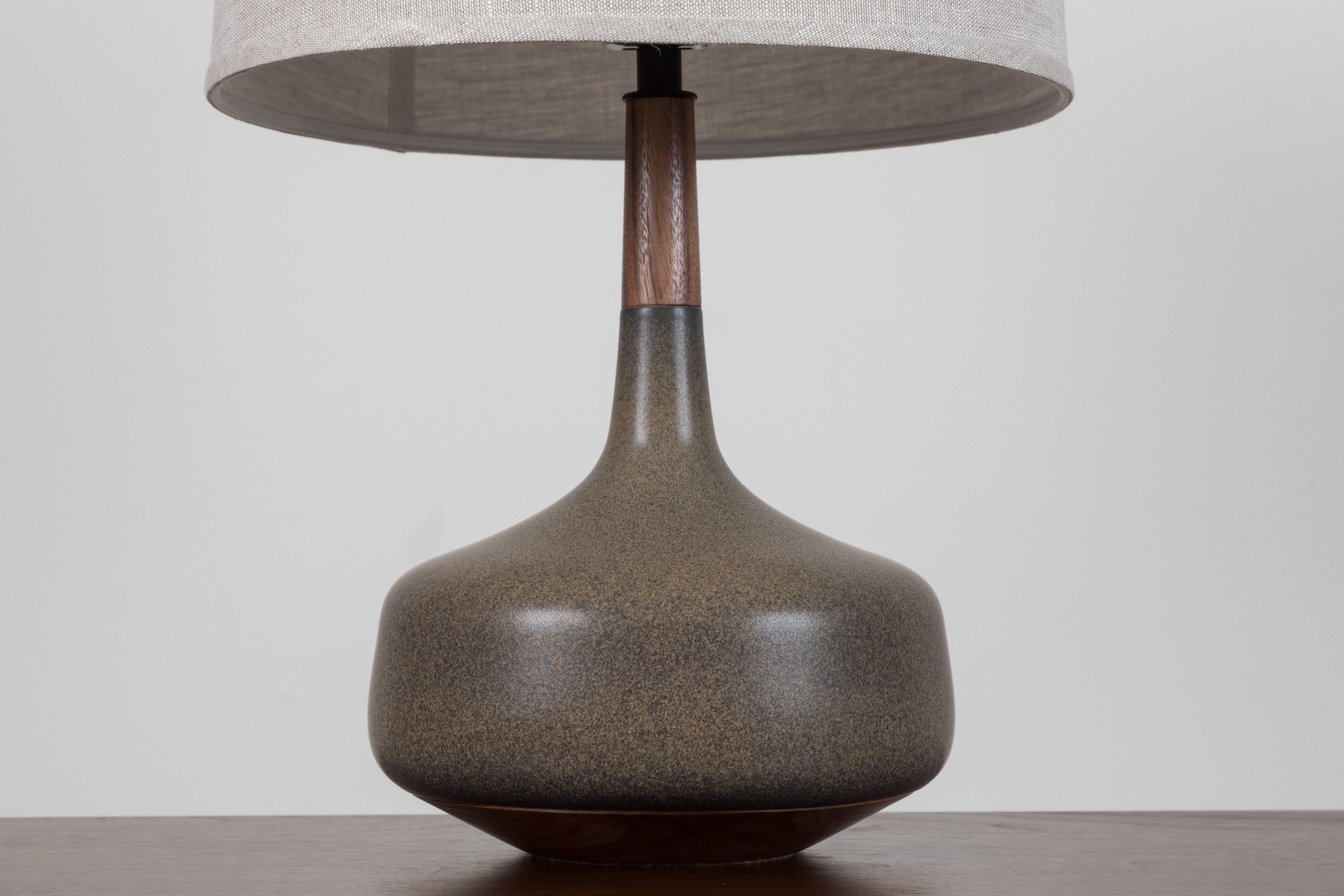 Américain Paire de lampes Hilo par Stone and Sawyer