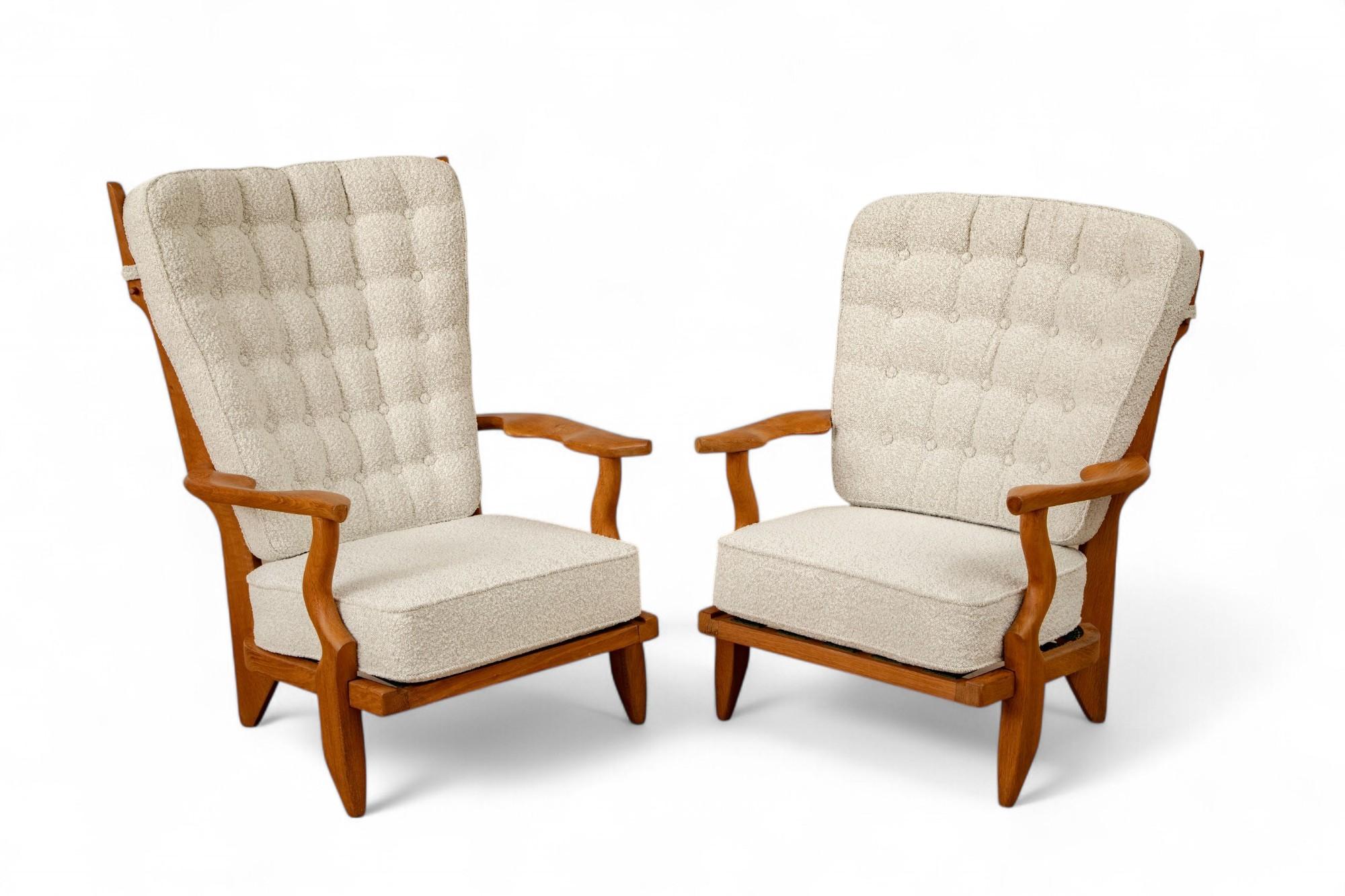 Mid-Century Modern Paire de chaises longues His and Her de Guillerme et Chambron en chêne blanc en vente