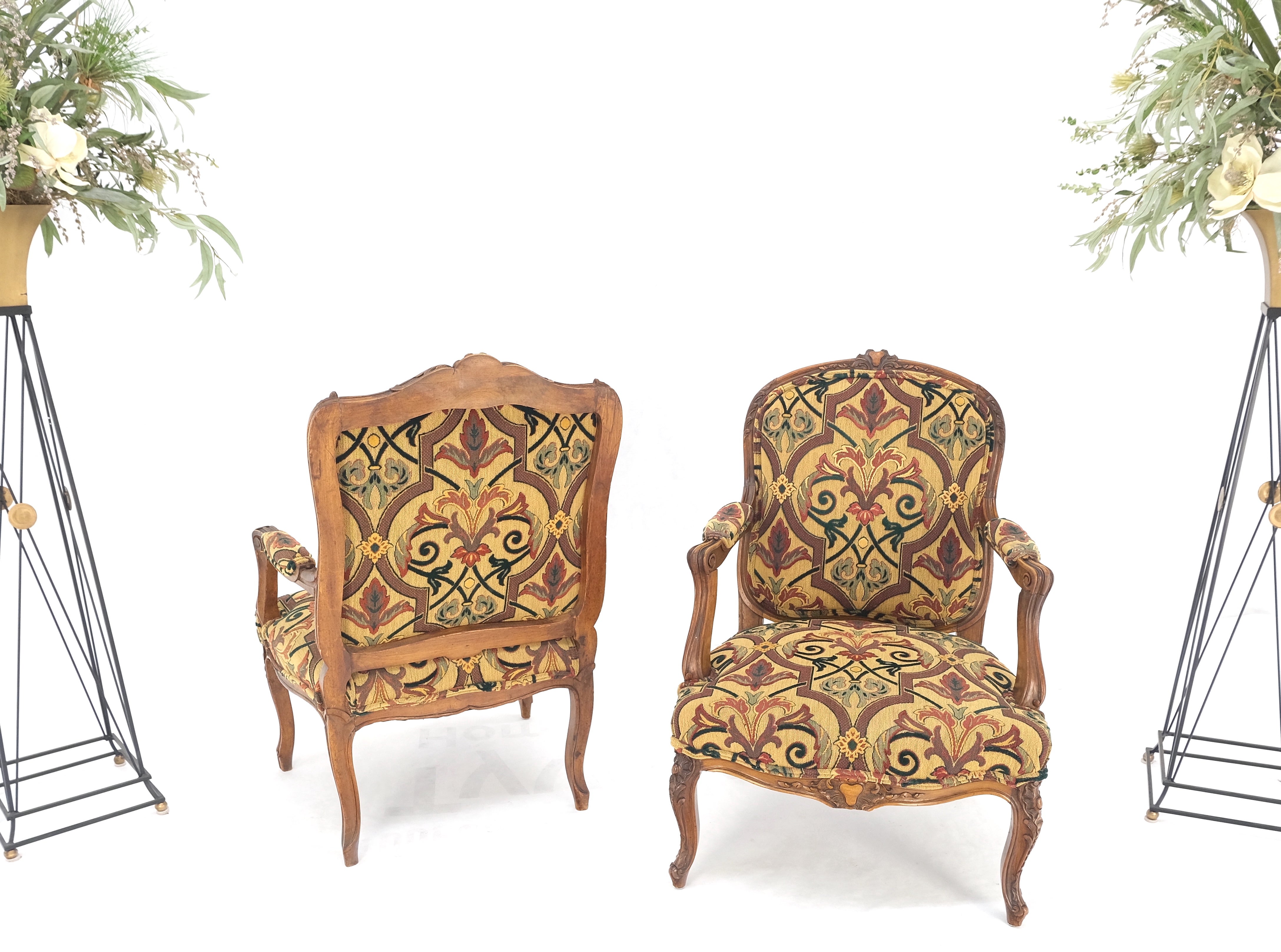 Pair of His & Hers Finely Carved Walnut Country French Lounge Armchairs Tapestry In Good Condition For Sale In Rockaway, NJ