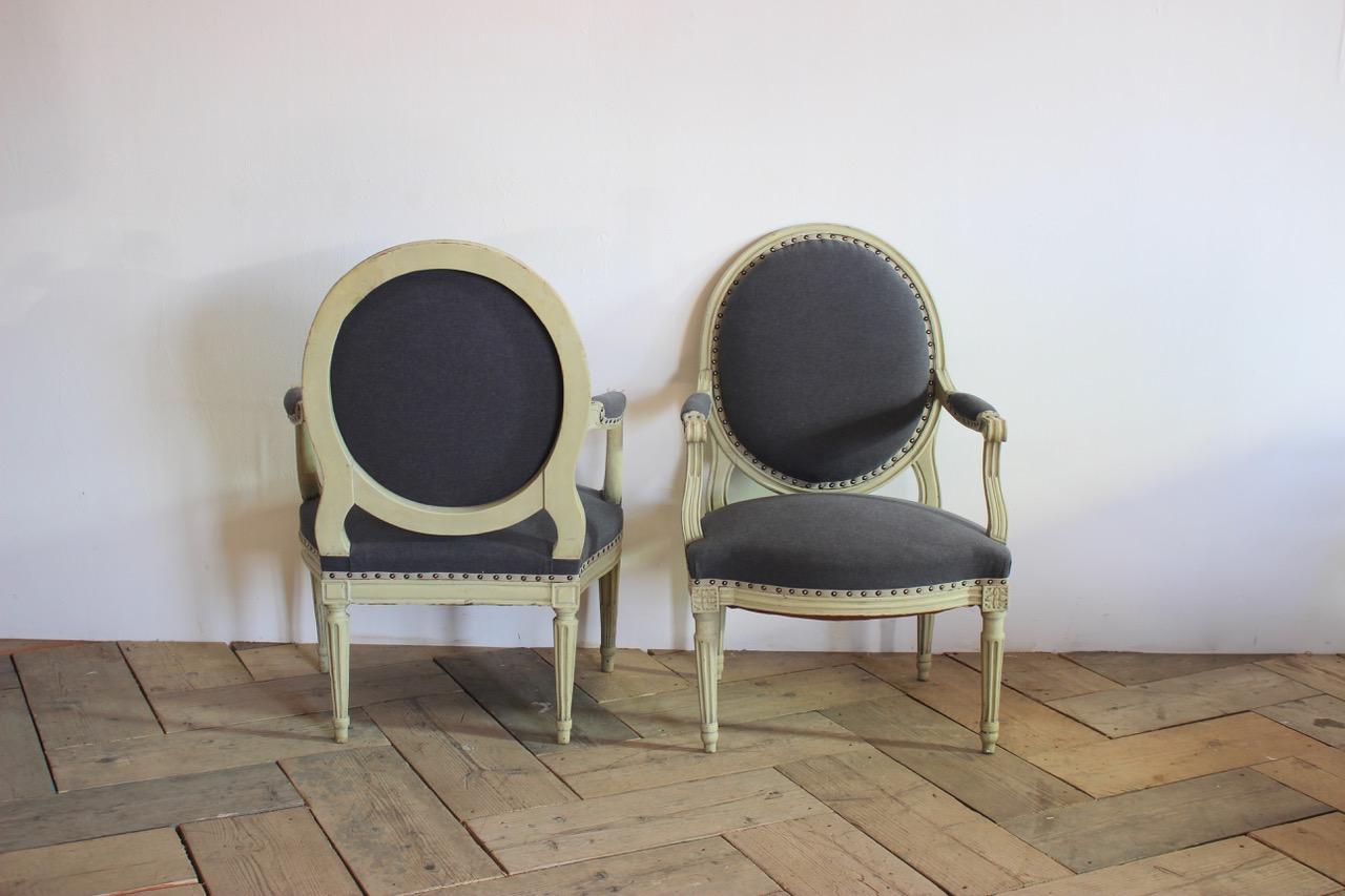 A pair of circa 1900 French painted fauteuils, his and hers reupholstered in a blue linen.
Measurements:
Fauteuil 1: 96cm high x 66cm wide x 66cm deep x 47cm high ( floor to seat )
Fauteuil 2: 96cm high x 60cm Wide x 66cm deep x 47cm high ( floor