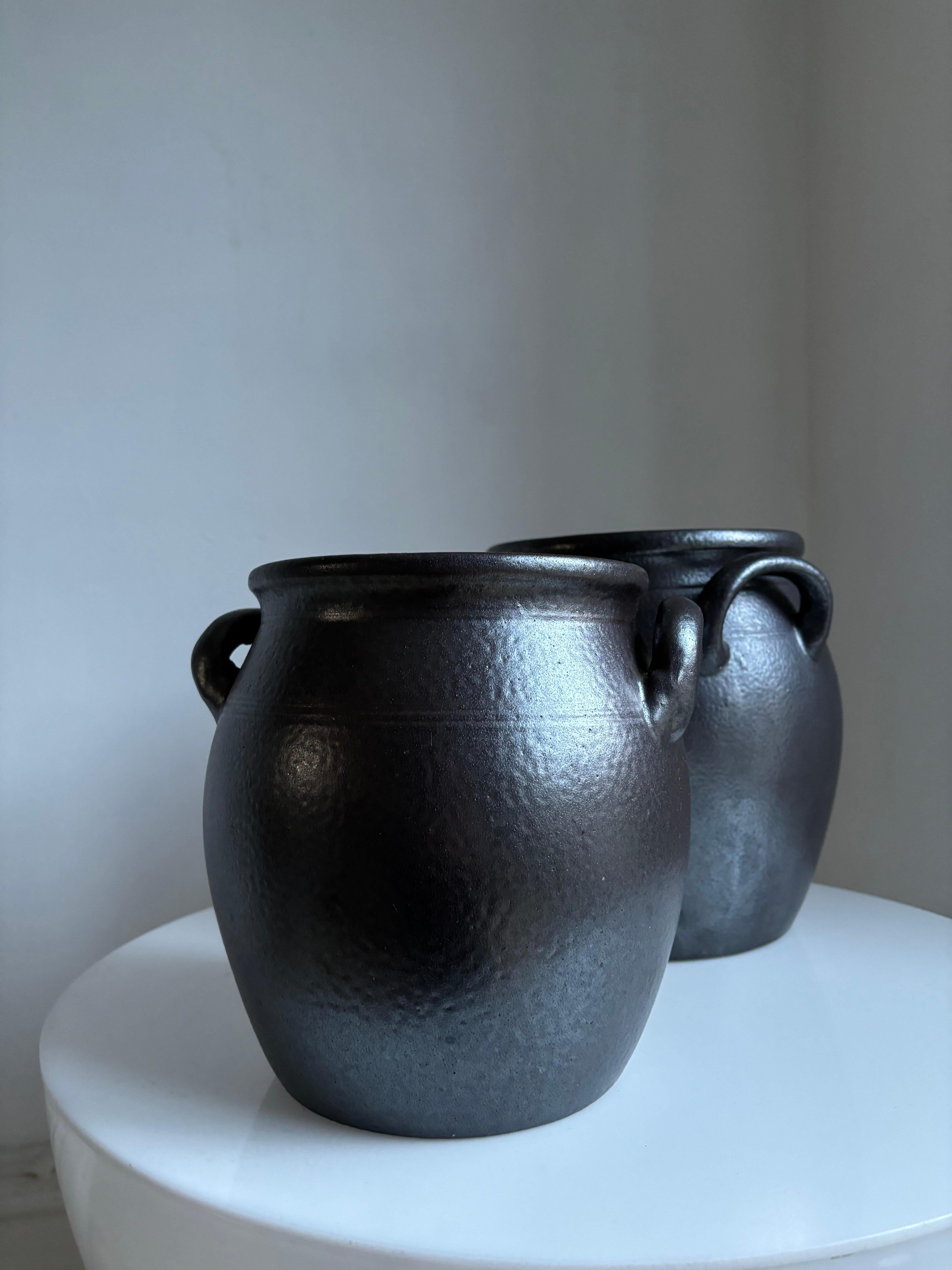 Scandinavian Modern Pair of Höganäs Salt Glazed Stoneware Planter Pots, 1950s For Sale