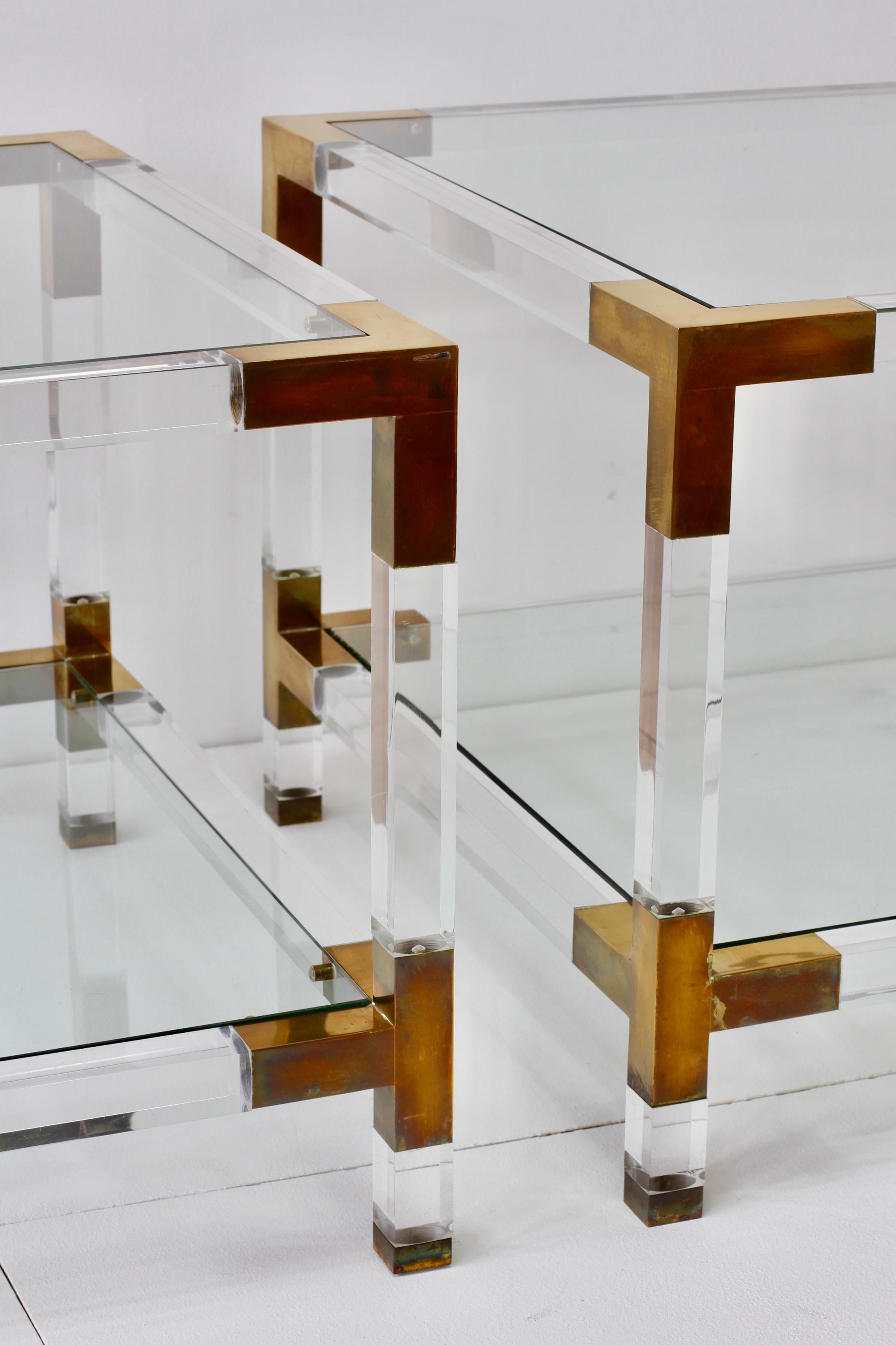 Pair of Hollis Jones Style Vintage Acrylic/Lucite Brass Side Tables, circa 1970s For Sale 2