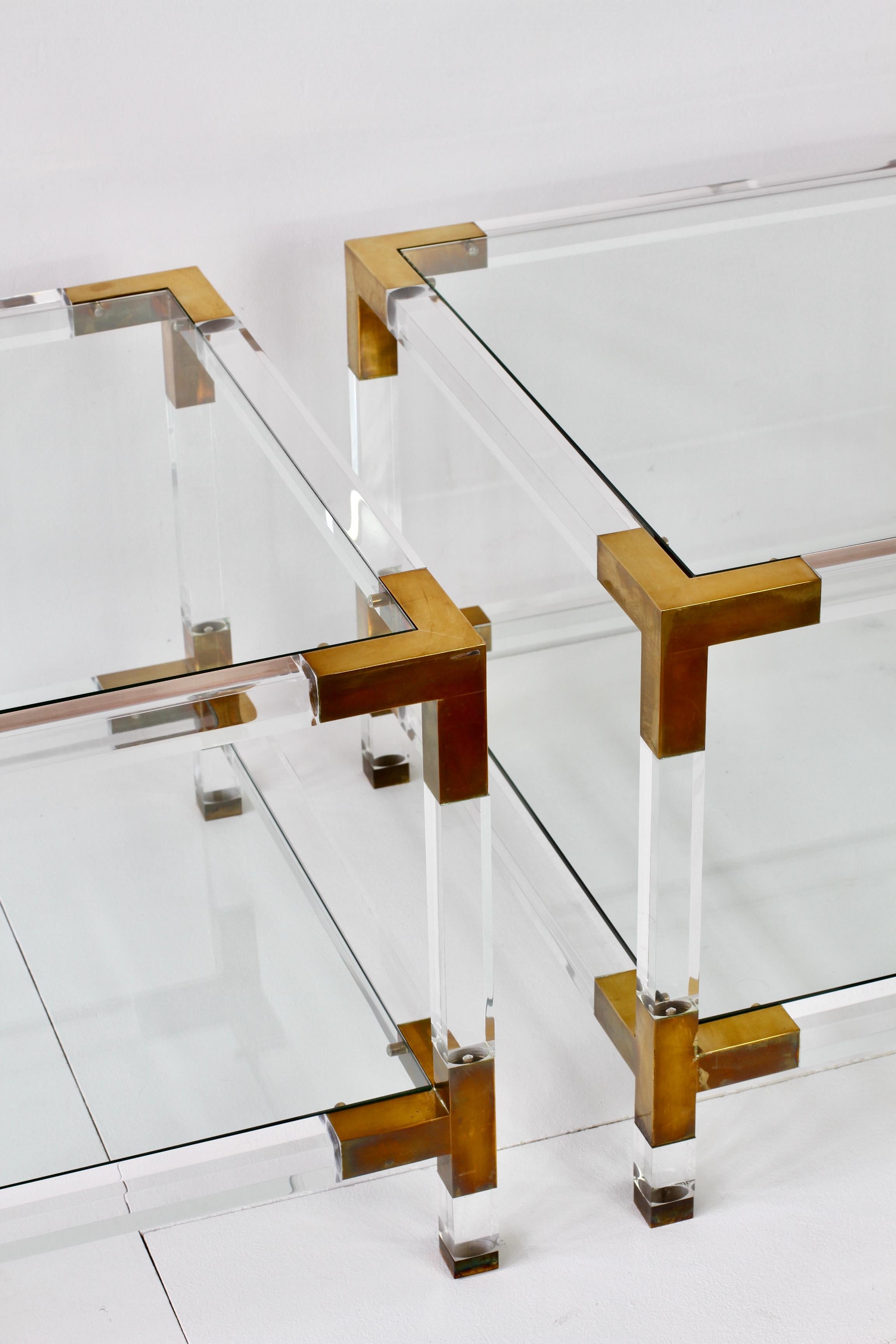 Pair of Hollis Jones Style Vintage Acrylic/Lucite Brass Side Tables, circa 1970s For Sale 4