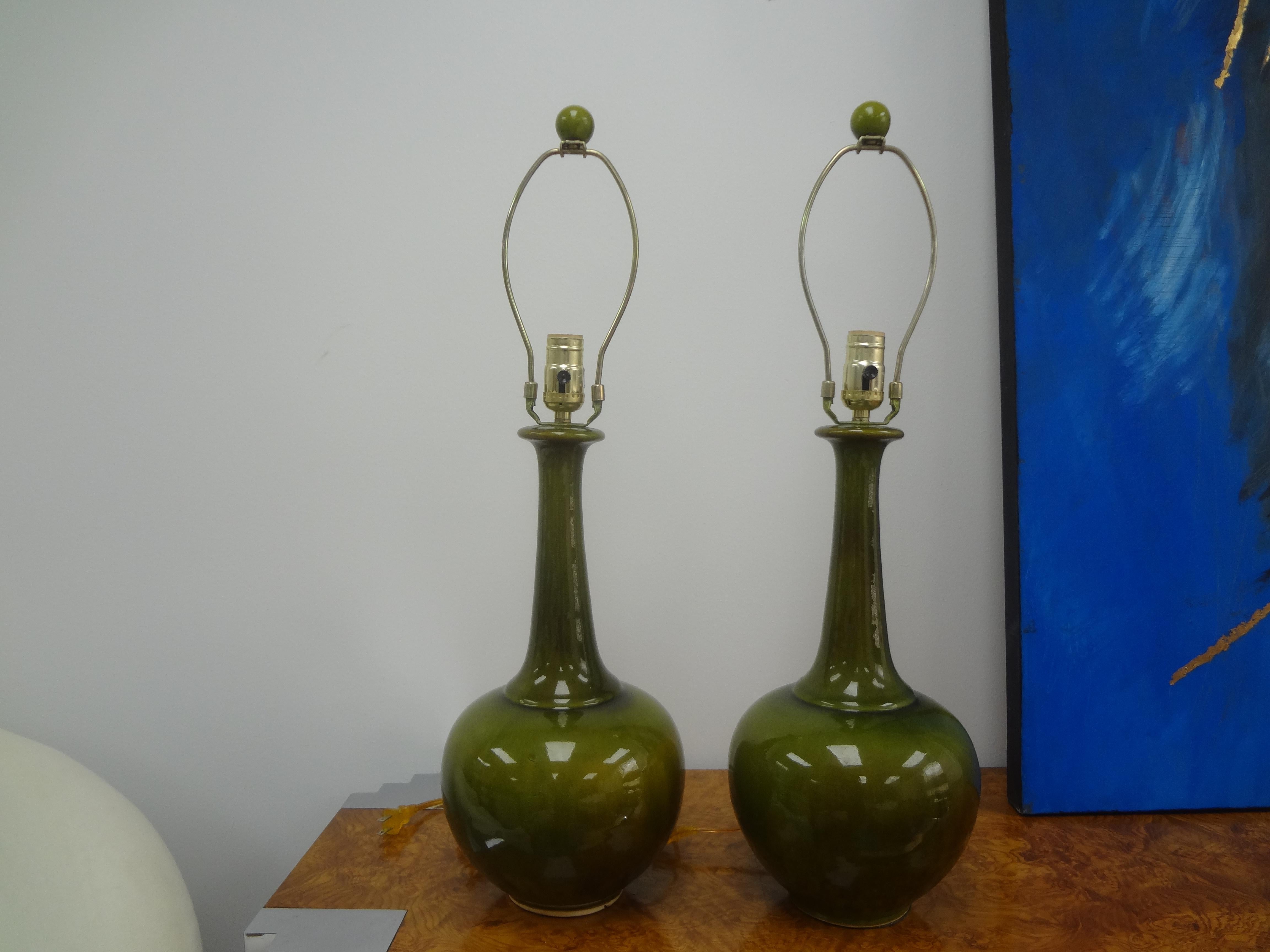 Pair of Hollywood Regency Apple Green Ceramic Lamps 5