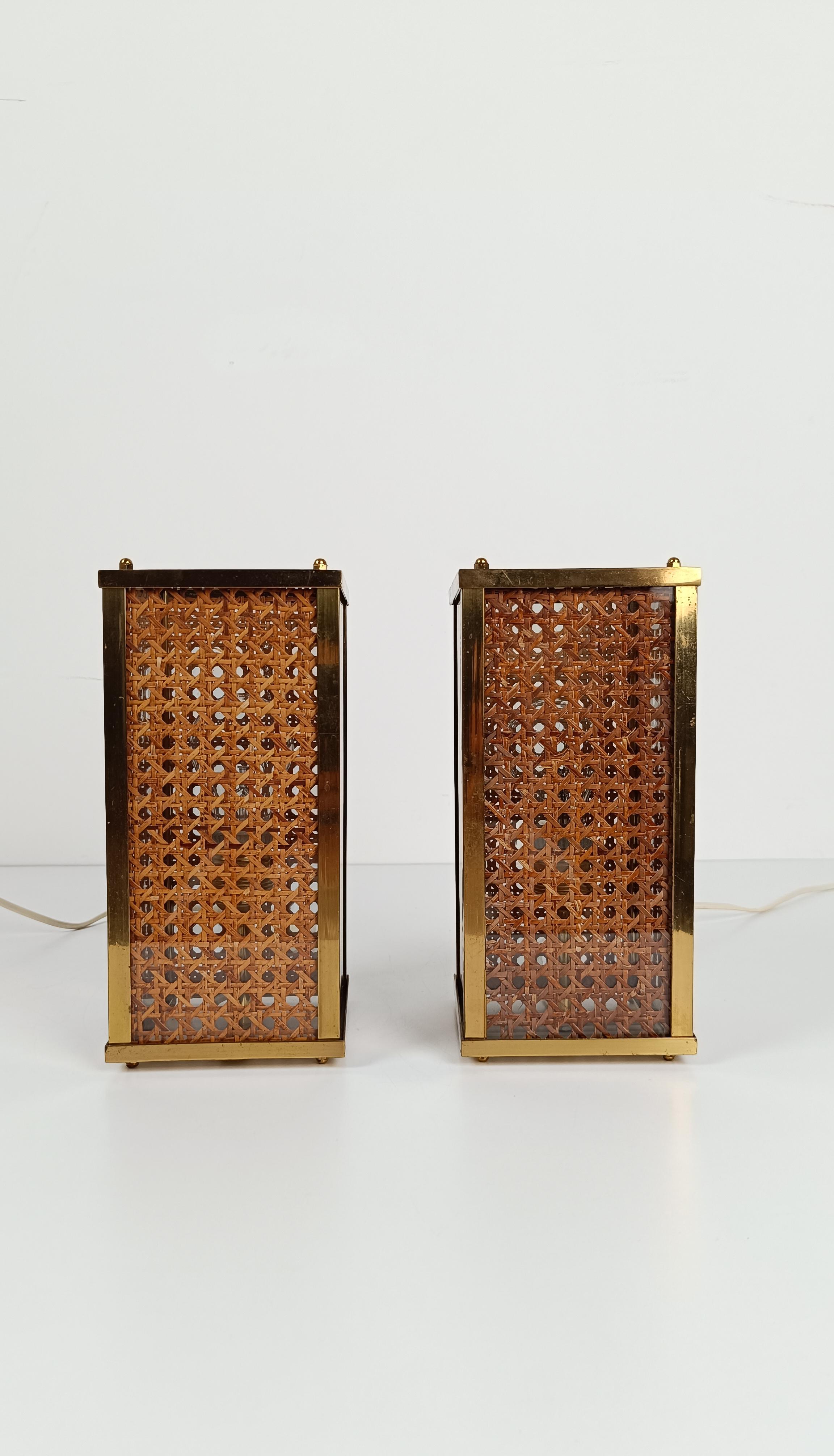 Pair of Hollywood Regency Bedside Table Lamps in Brass & Cane Webbing, 70s en vente 6