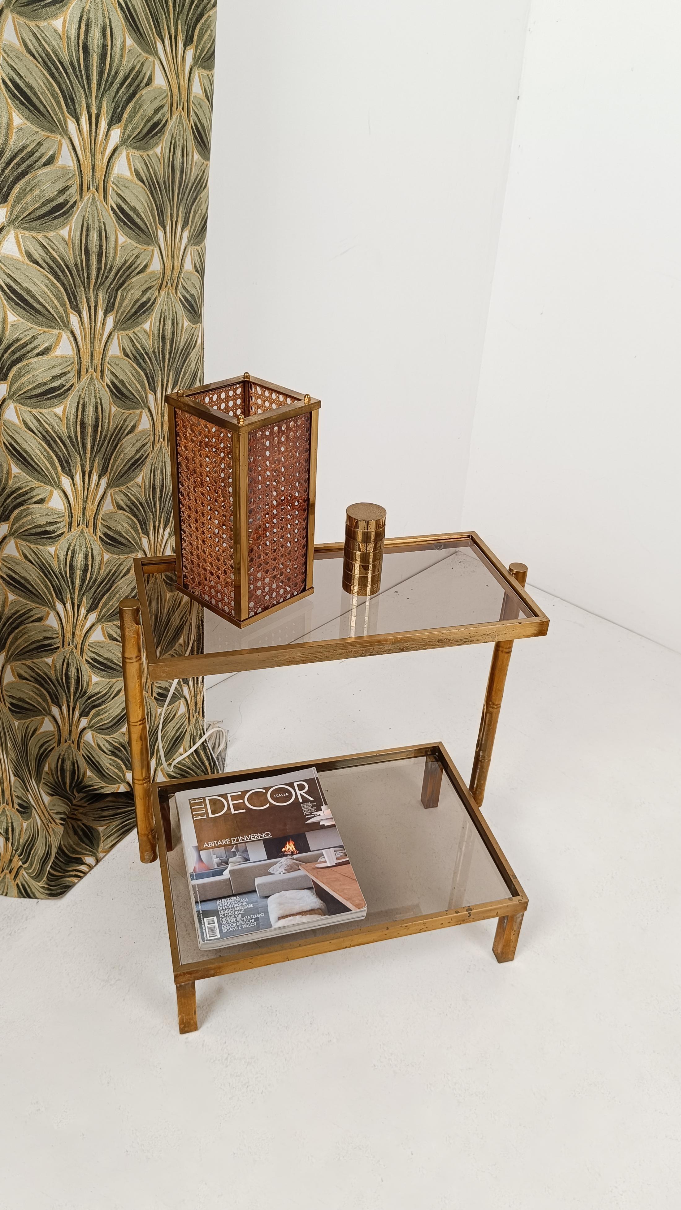 20ième siècle Pair of Hollywood Regency Bedside Table Lamps in Brass & Cane Webbing, 70s en vente