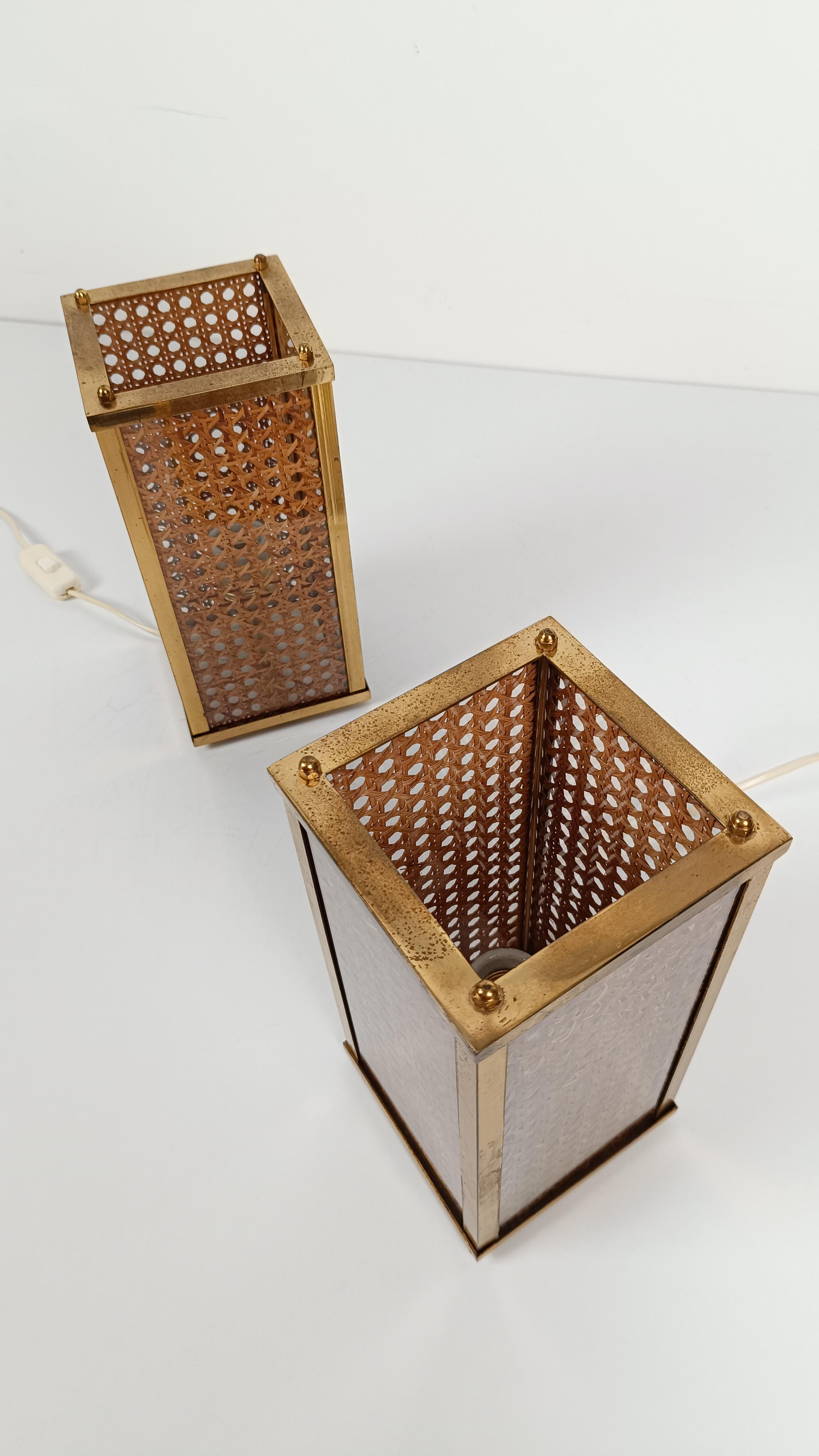 Pair of Hollywood Regency Bedside Table Lamps in Brass & Cane Webbing, 70s en vente 3