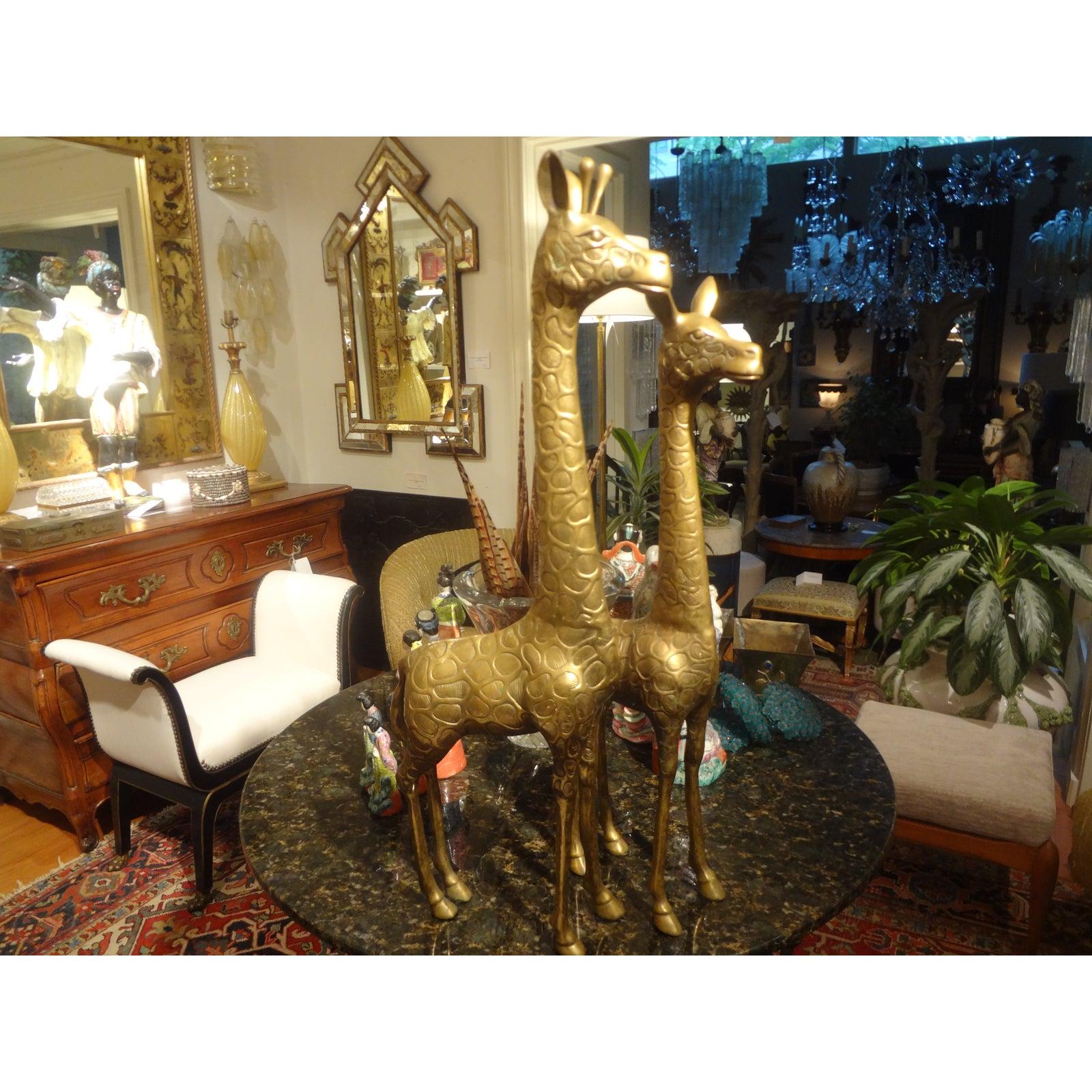 Coppia di giraffe in ottone Hollywood Regency In condizioni buone in vendita a Houston, TX