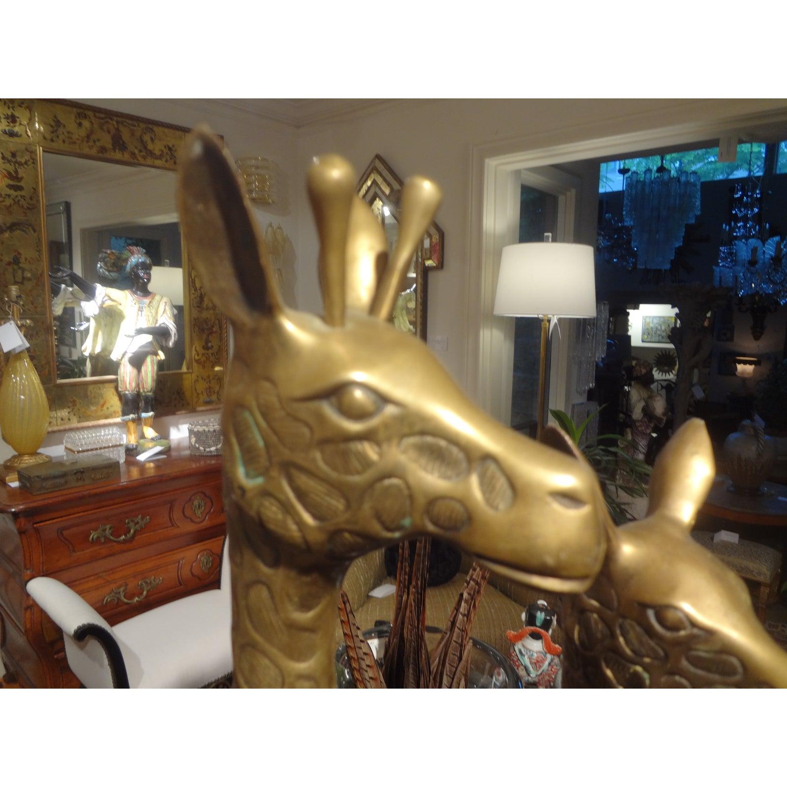 Ottone Coppia di giraffe in ottone Hollywood Regency in vendita