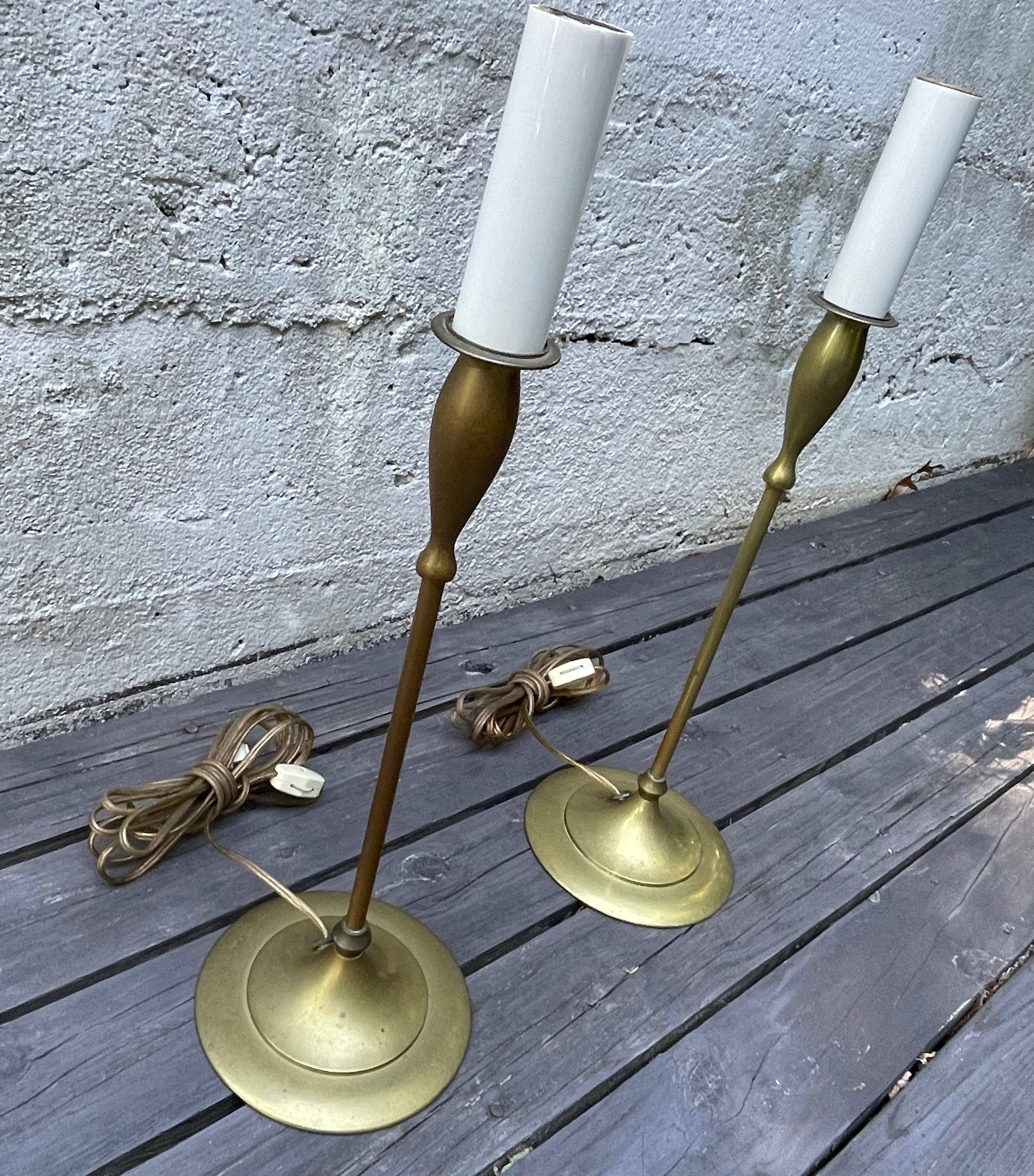 Mid-20th Century Pair of Hollywood Regency Brass Tulip Base Table Lamps by Charles Parker For Sale