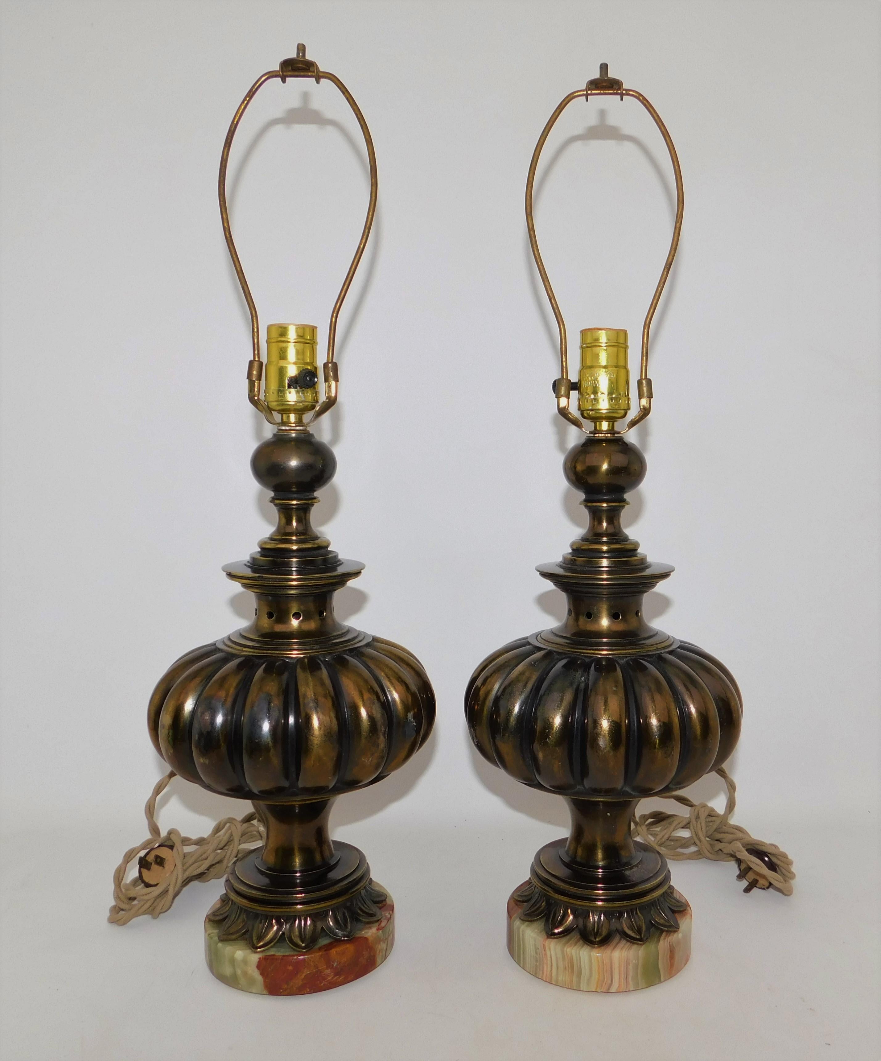 Pair of Hollywood Regency Brushed Bronze Table Lamps with Marble Bases In Good Condition For Sale In Hamilton, Ontario