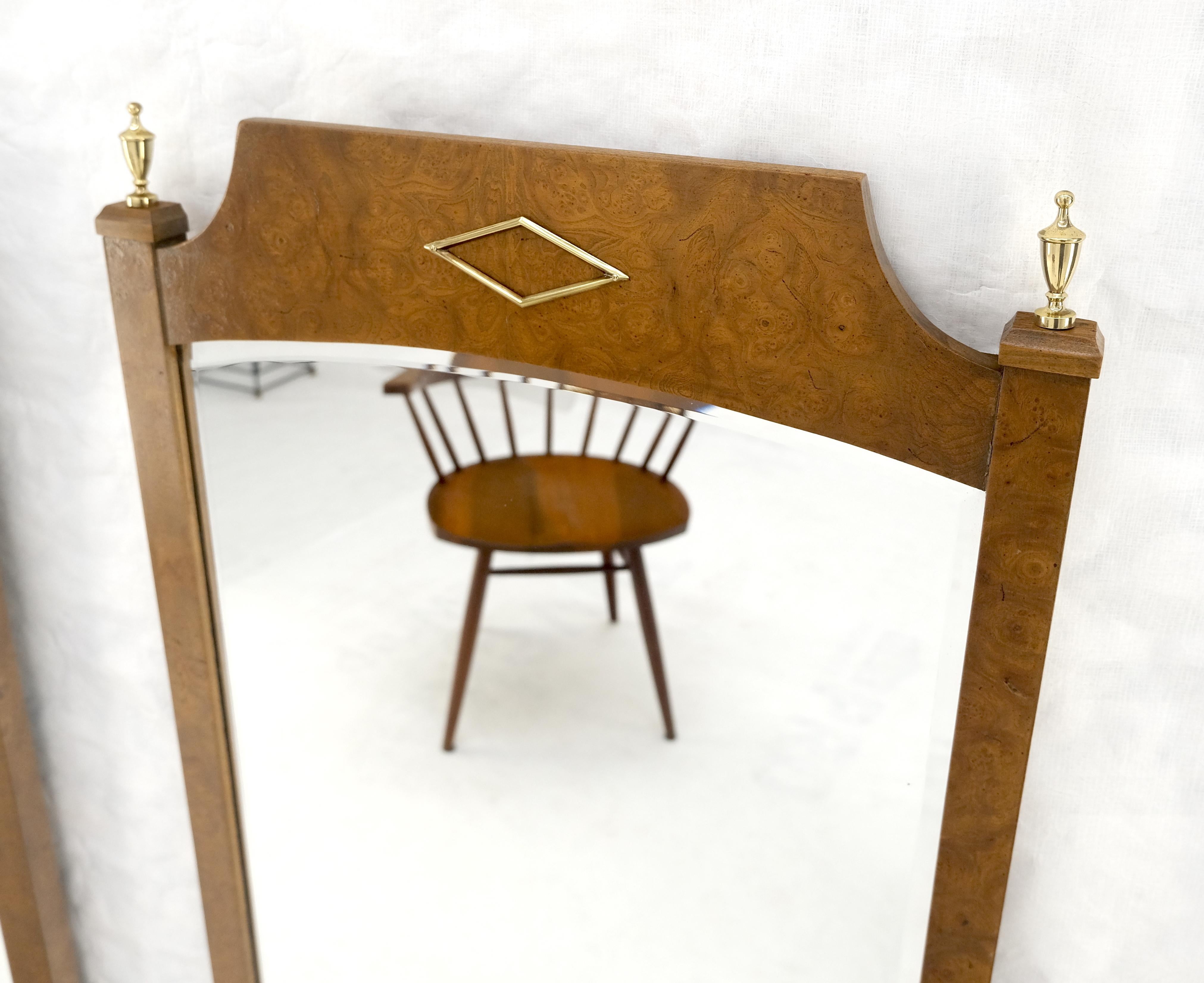 Mid-Century Modern Paire de miroirs muraux rectangulaires 33x55 en bois de ronce Hollywood Regency MINT en vente