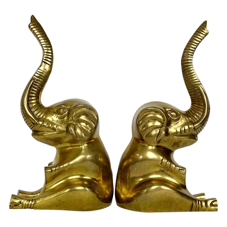 Pair of Hollywood Regency Cheerful Brass Elephants For Sale