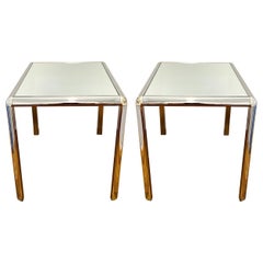 Paire de tables d'appoint chromées mi-siècle modernes avec plateau en miroir, vers 1970