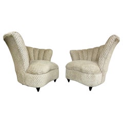 Paar Hollywood Regency Curved Shell Channel Back Lounge Chairs