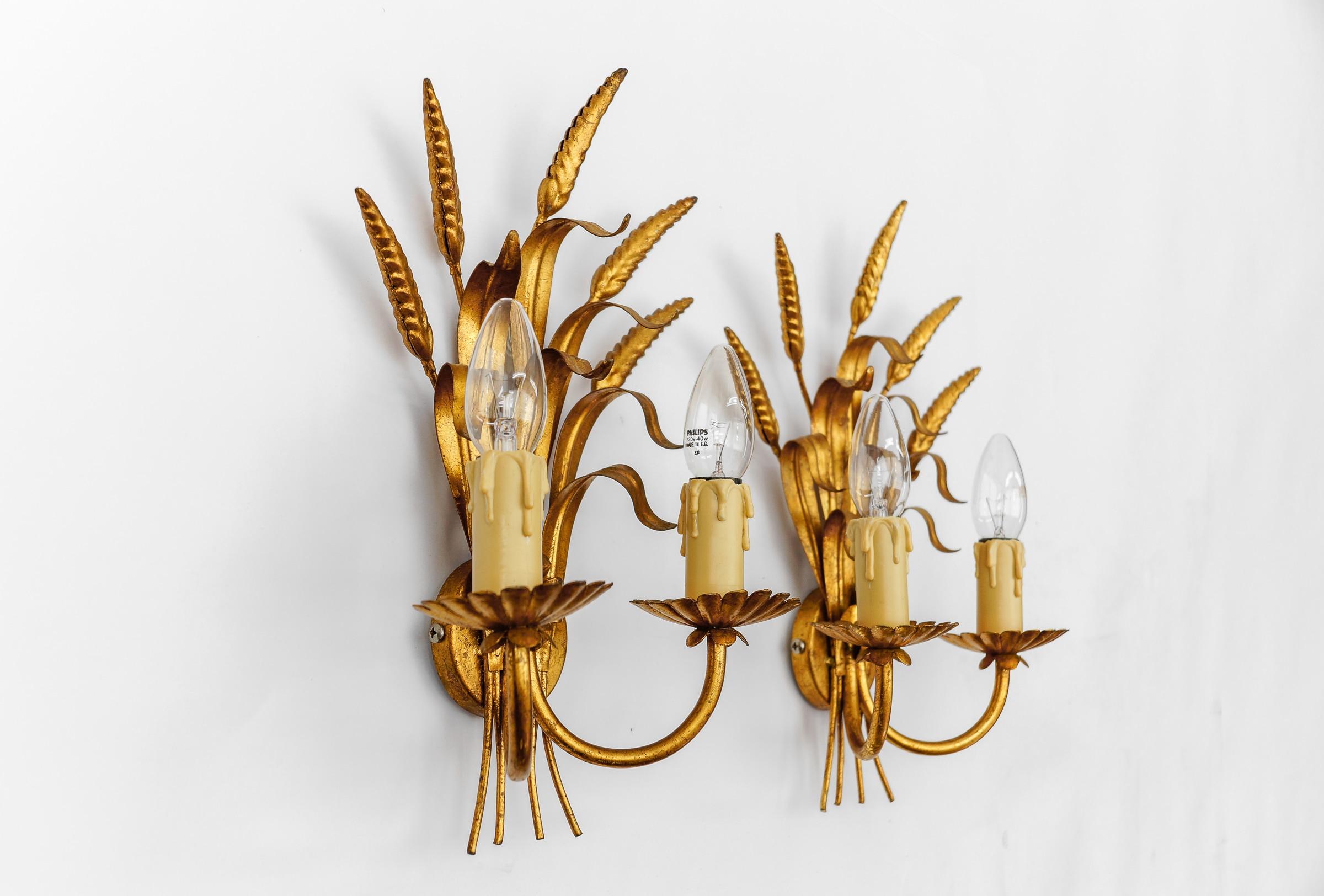Pair of Hollywood Regency Double Wheat Wall Lights by Hans Kögl, Germany, 1970s For Sale 1