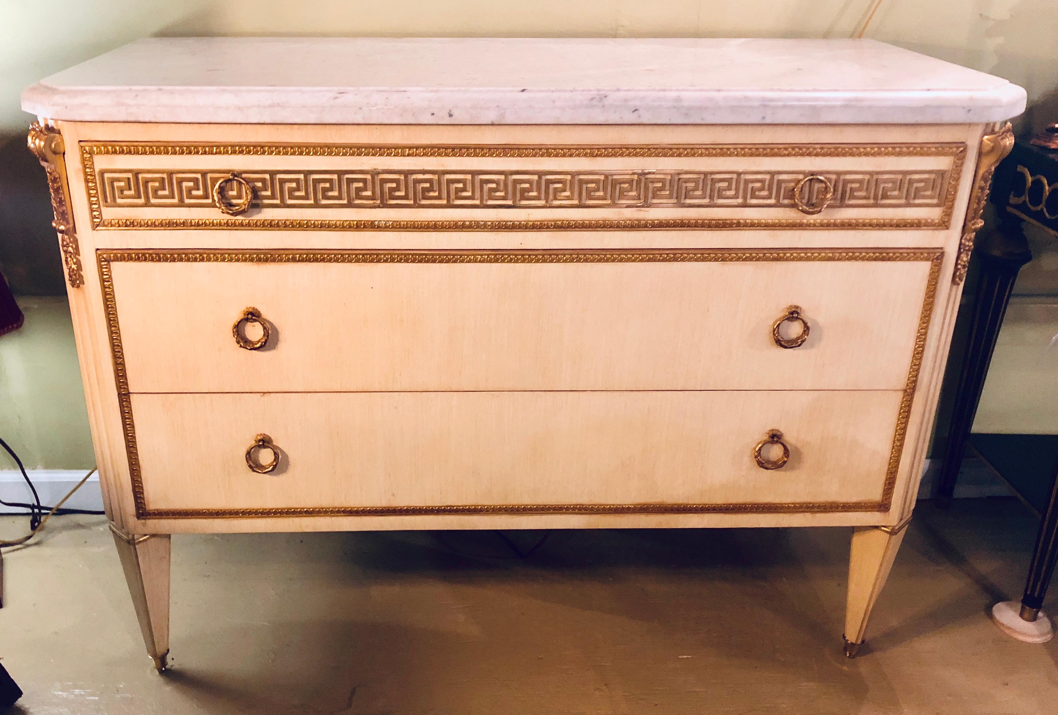 Pair of Hollywood Regency Faux Linen Greek Key Design White Marble-Top Commodes In Good Condition In Stamford, CT