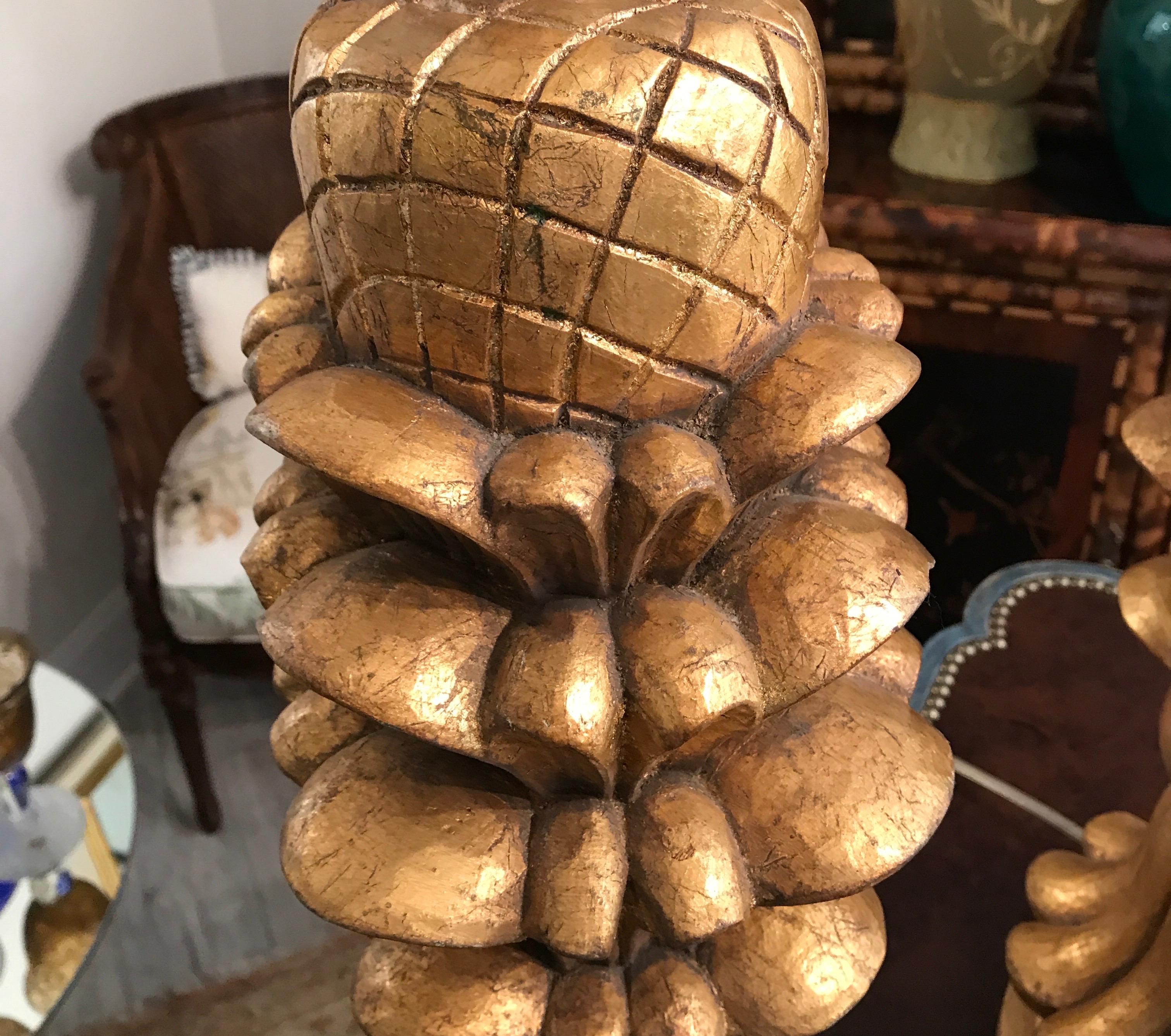 20th Century Pair of Hollywood Regency Gilded Lamps For Sale