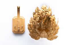 Coppia di lampade Hollywood Regency dorate con bouquet di foglie sacre, 1965 ca.