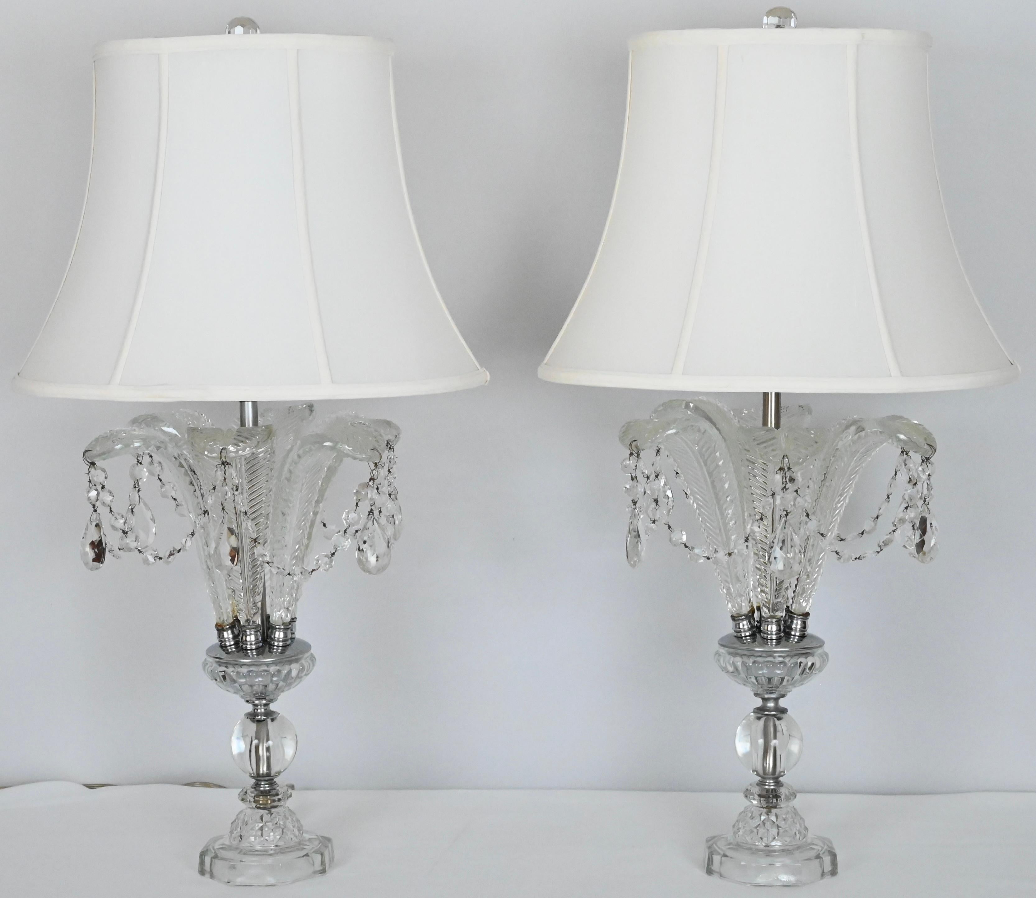 Pair of Hollywood Regency Glass and Cut Crystal Table Lamps For Sale 1