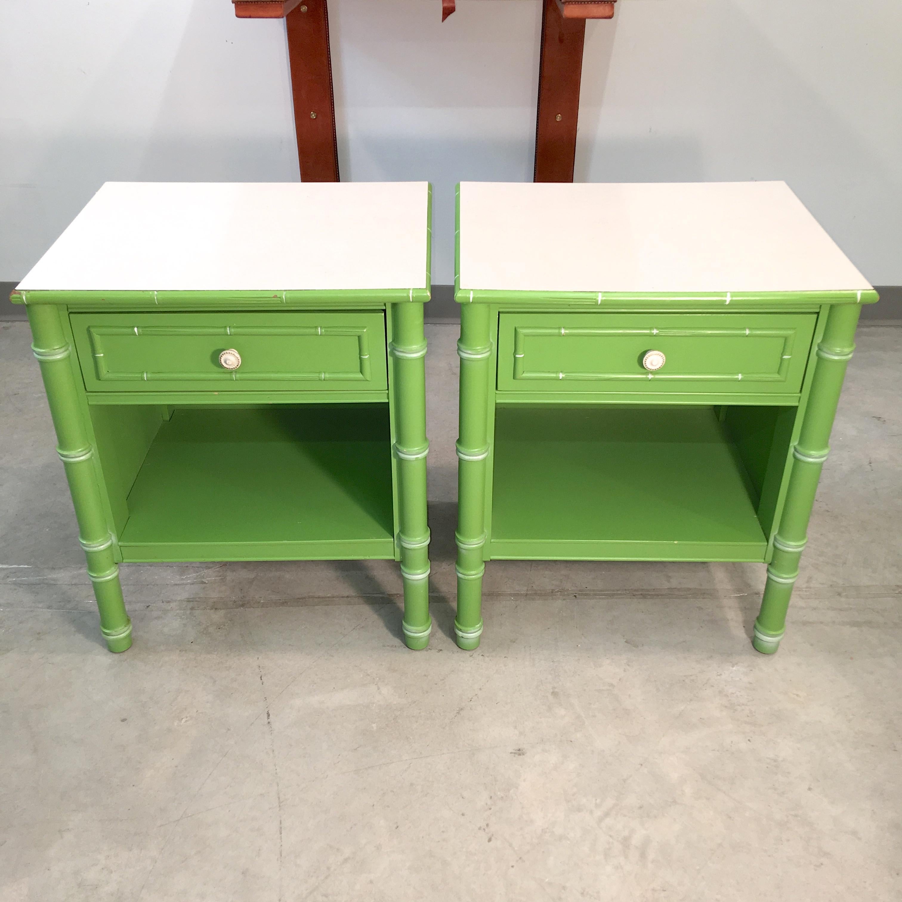 Mid-20th Century Pair of Hollywood Regency Green Bamboo Nightstands