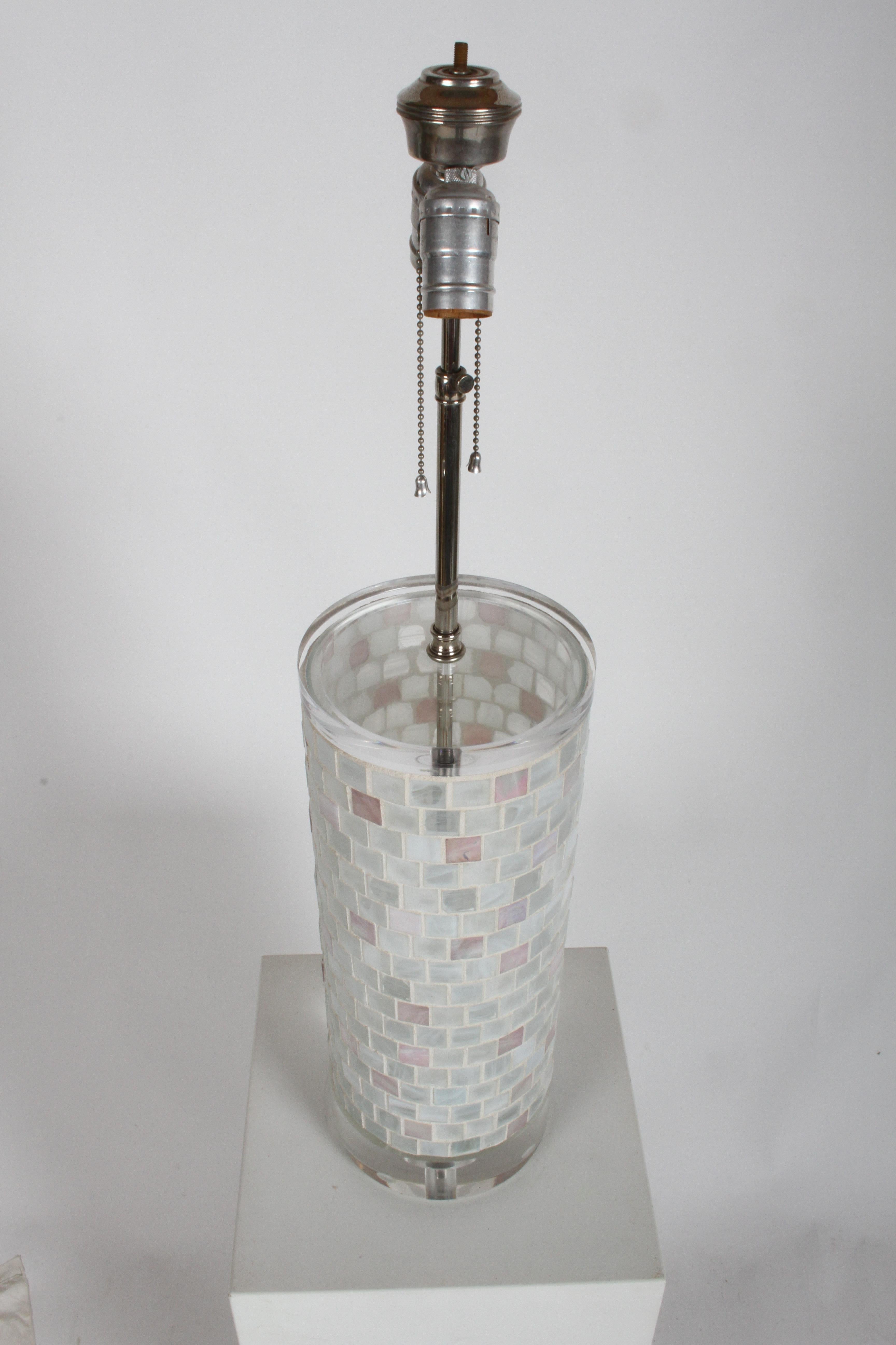 Mid-Century Modern Pair of Hollywood Regency Italian Murano Glass Mosaic and Lucite Table Lamps For Sale