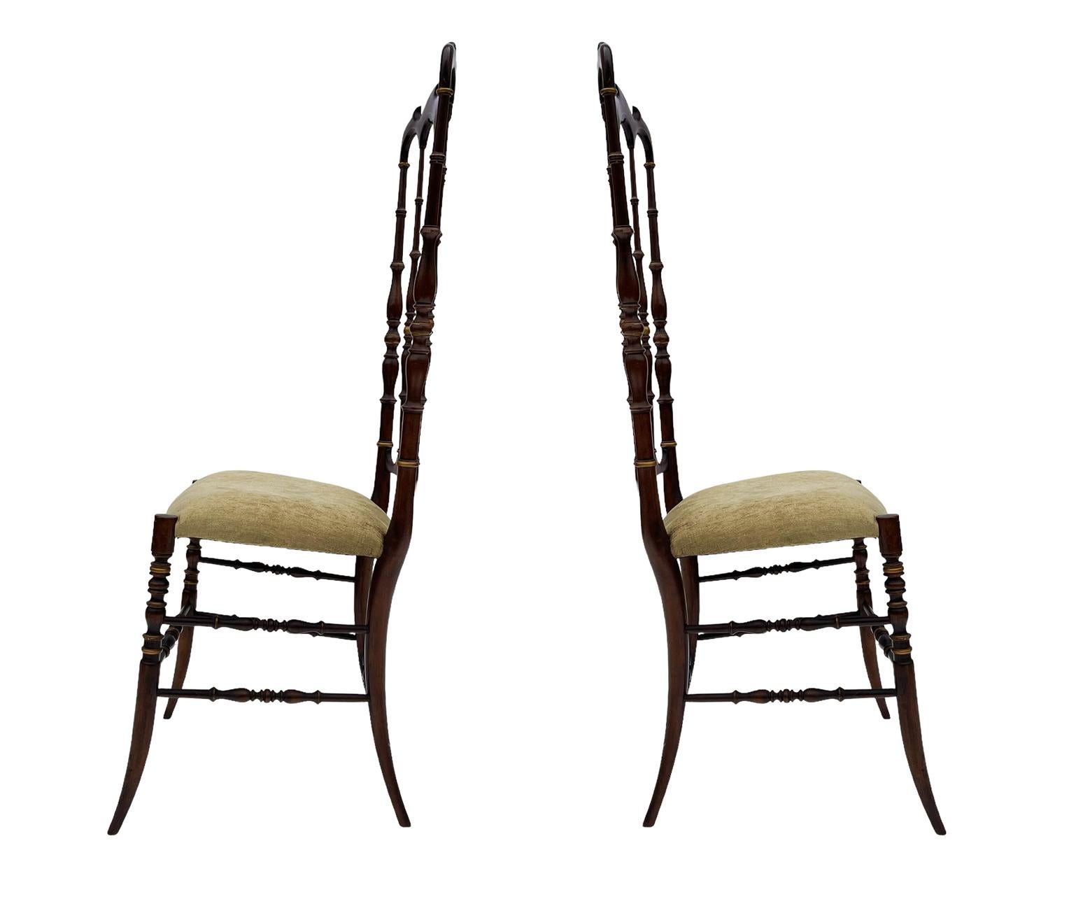 Pair of Hollywood Regency Italian Walnut Chiavari Chairs with Tall Ladder Backs  For Sale 3