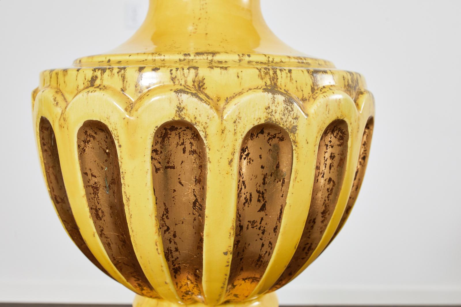 Laiton Paire de lampes Hollywood Regency par Nardini Studio of California en vente