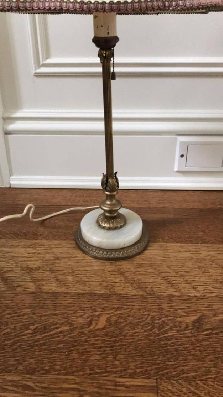 Pair of Hollywood Regency Marble Base Table Lamps For Sale at 1stdibs