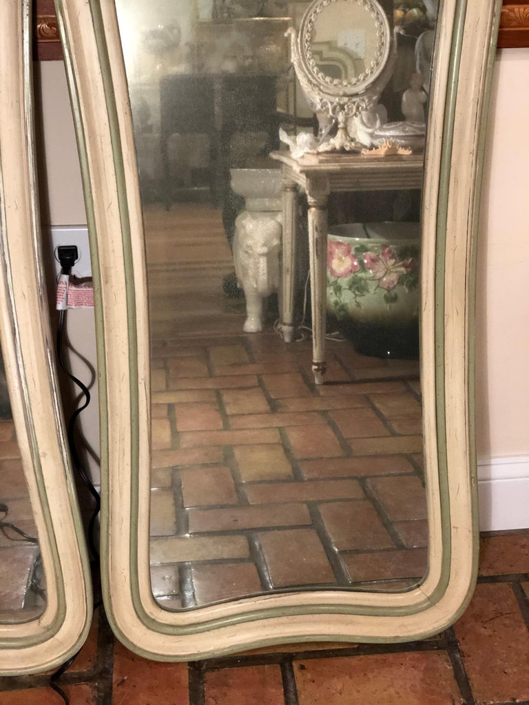 Pair of Hollywood Regency Mirrors For Sale at 1stDibs