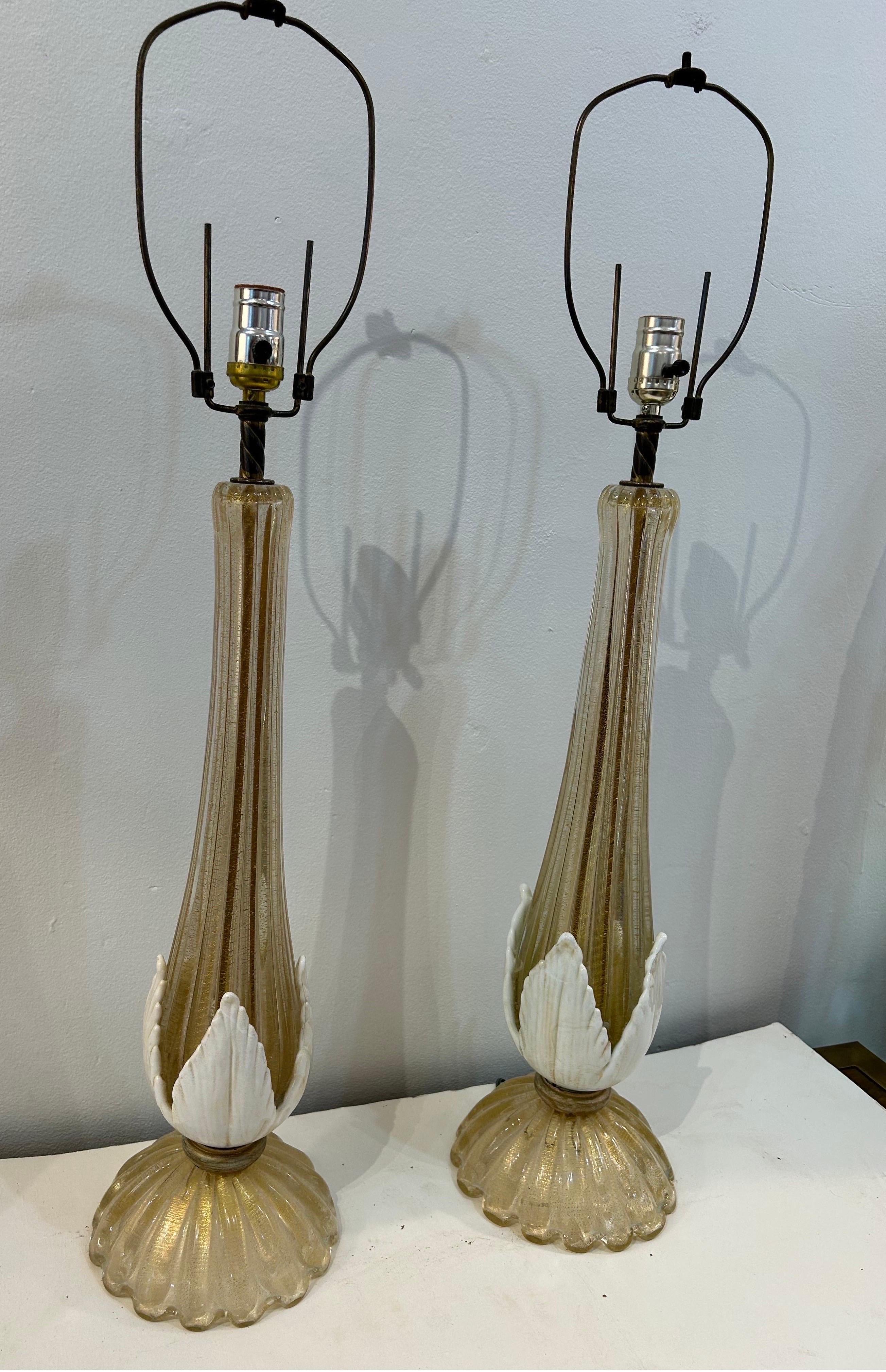 Italiano Coppia di lampade Hollywood Regency di Murano. in vendita