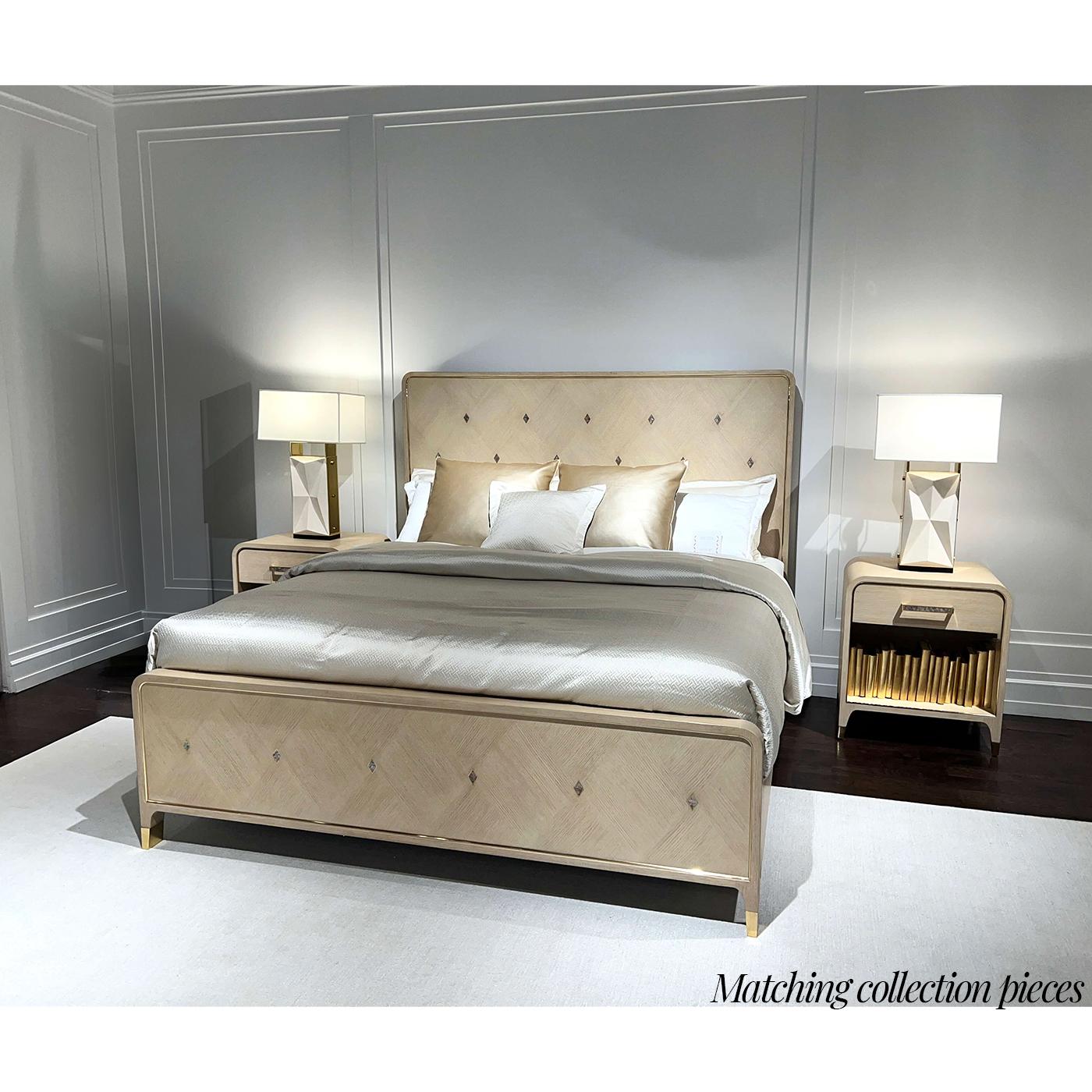 Contemporary Pair of Hollywood Regency Nightstands - Light Finish For Sale