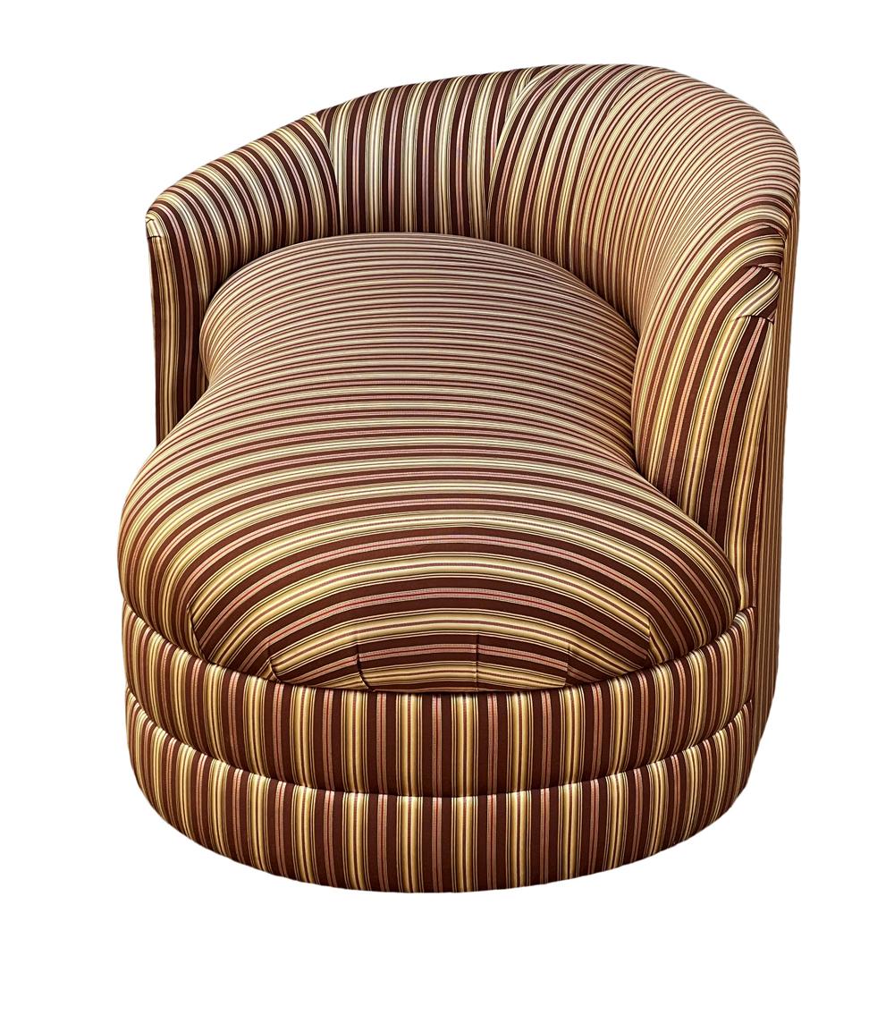 Pair of Hollywood Regency Opposing Curved Chaise Lounges, Sofas or Loveseats For Sale 2