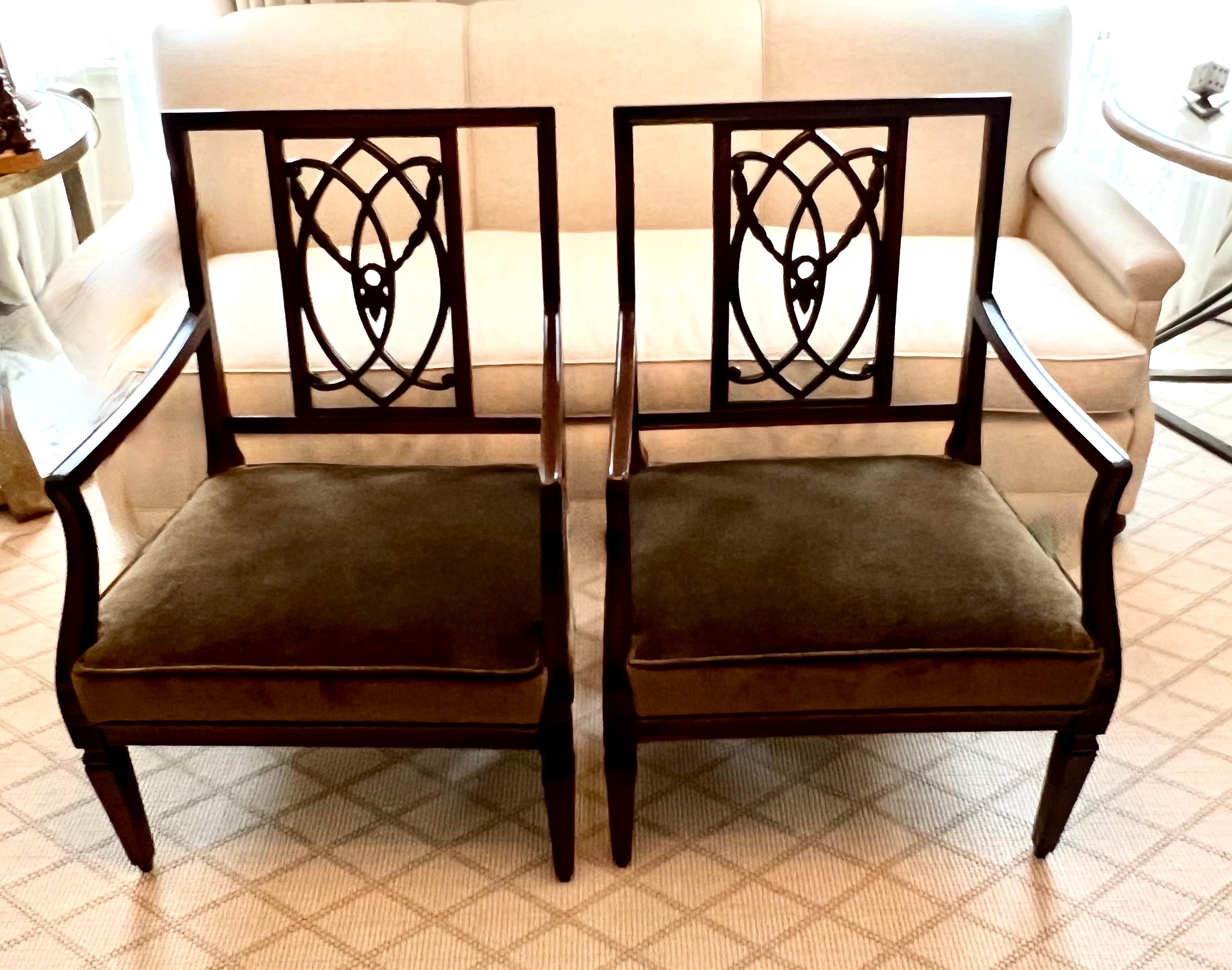 Pair of newly refinished and upholstered George lll or Hollywood Regency Side or Bergere Chairs in walnut finish with Mohair Upholstery.

The pair have a stunning carved back, are wide and very comfortable - a compliment to any room - bedroom,