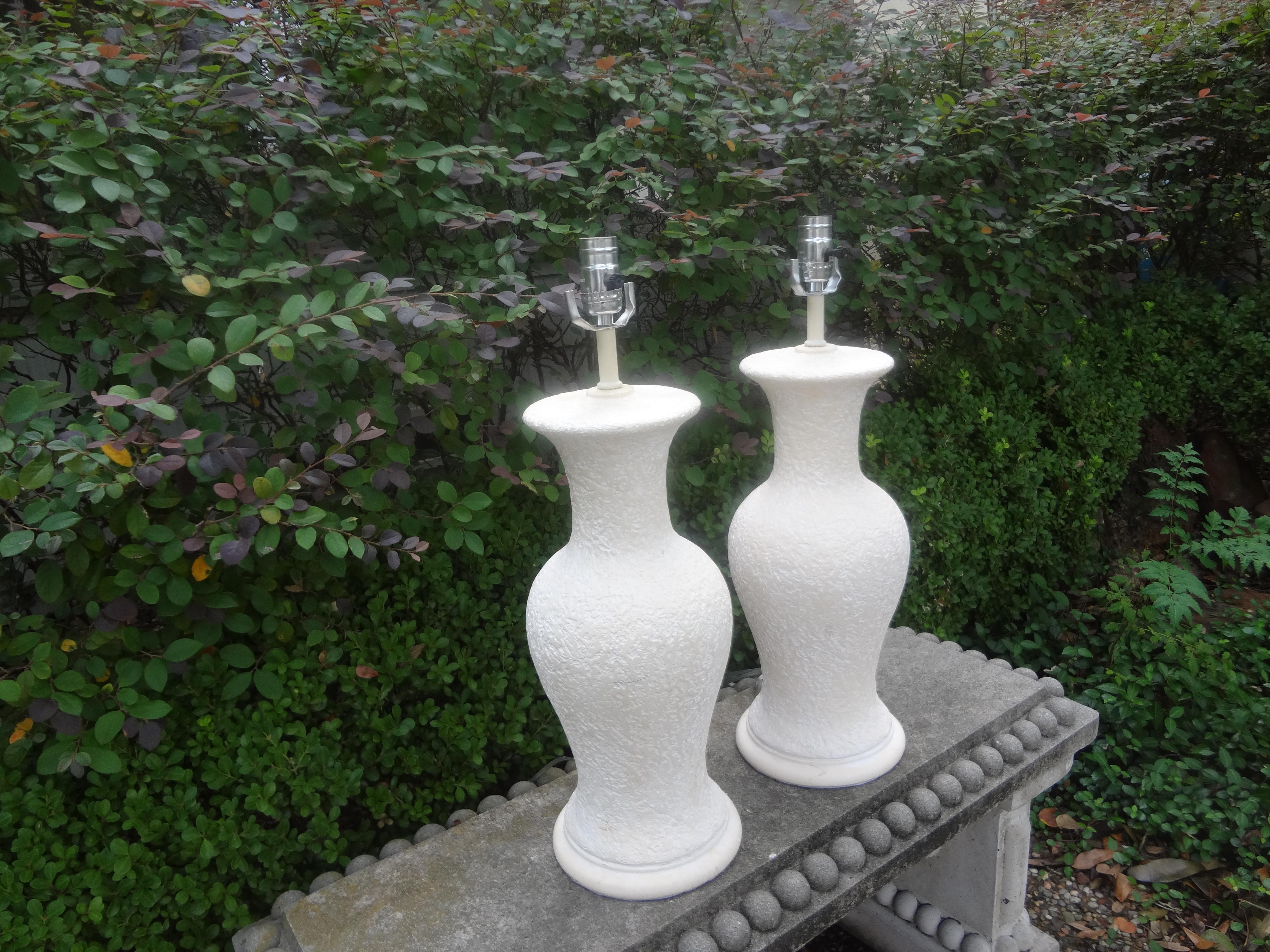 Pair Of Hollywood Regency Plaster Lamps For Sale 4