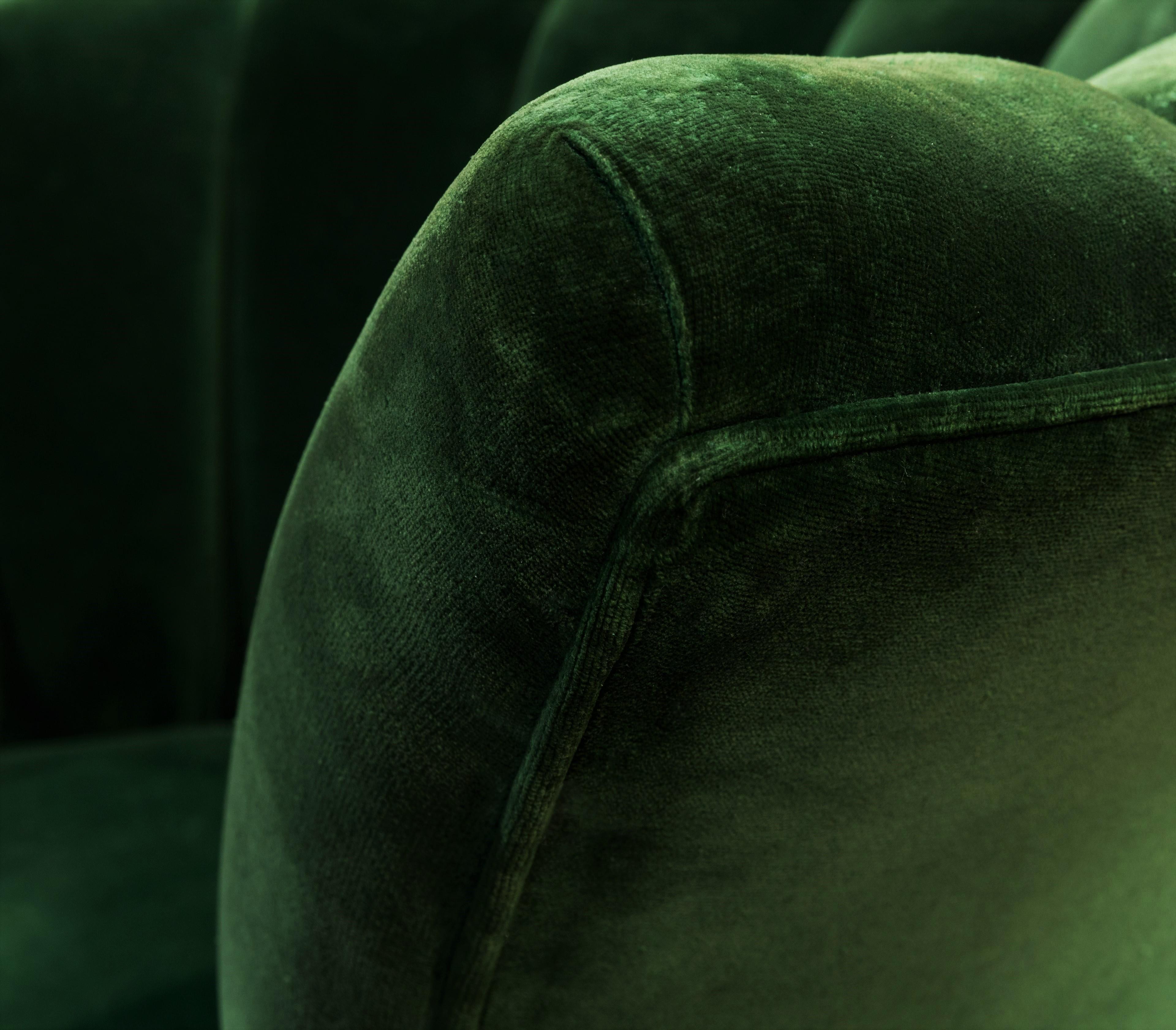 pair of chairs