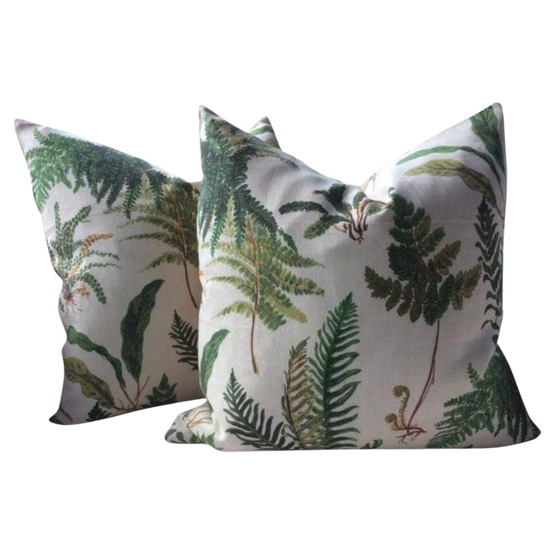 Coppia di cuscini "Les Fougeres" in documento della Hollywood Regency Schumacher