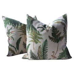 Coppia di cuscini "Les Fougeres" in documento della Hollywood Regency Schumacher