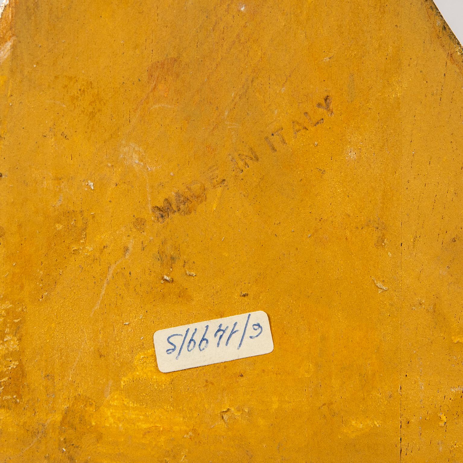 Pareja de soportes de pared de madera dorada y plateada de la Regencia de Hollywood finales del siglo XX