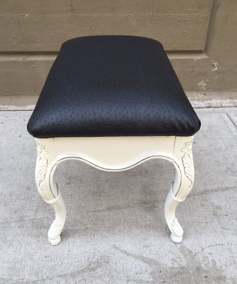 Painted Pair of Hollywood Regency Style Benches For Sale