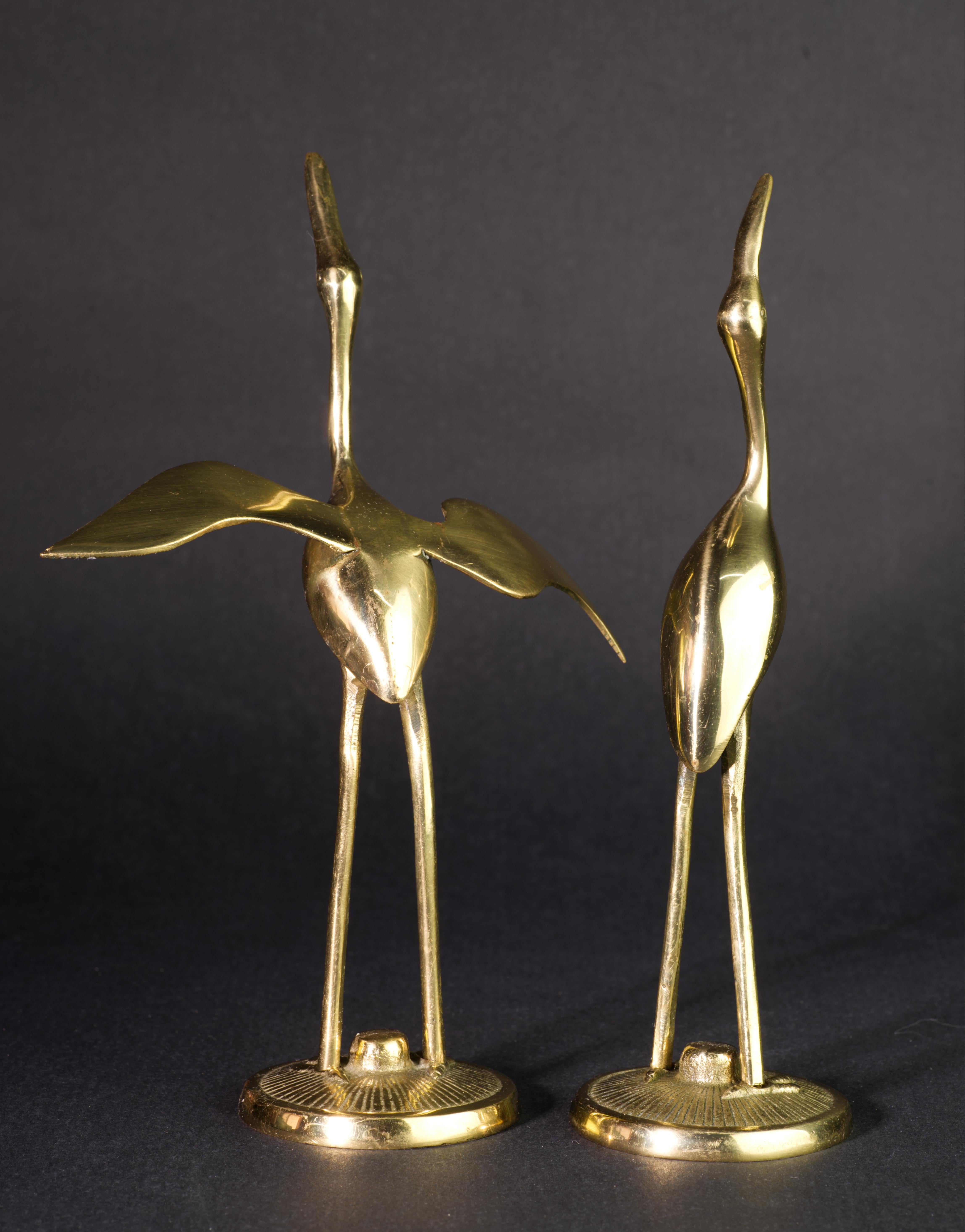 Coppia di statuette di gru in ottone in stile Hollywood Regency, anni '60 In condizioni buone in vendita a Clifton Springs, NY