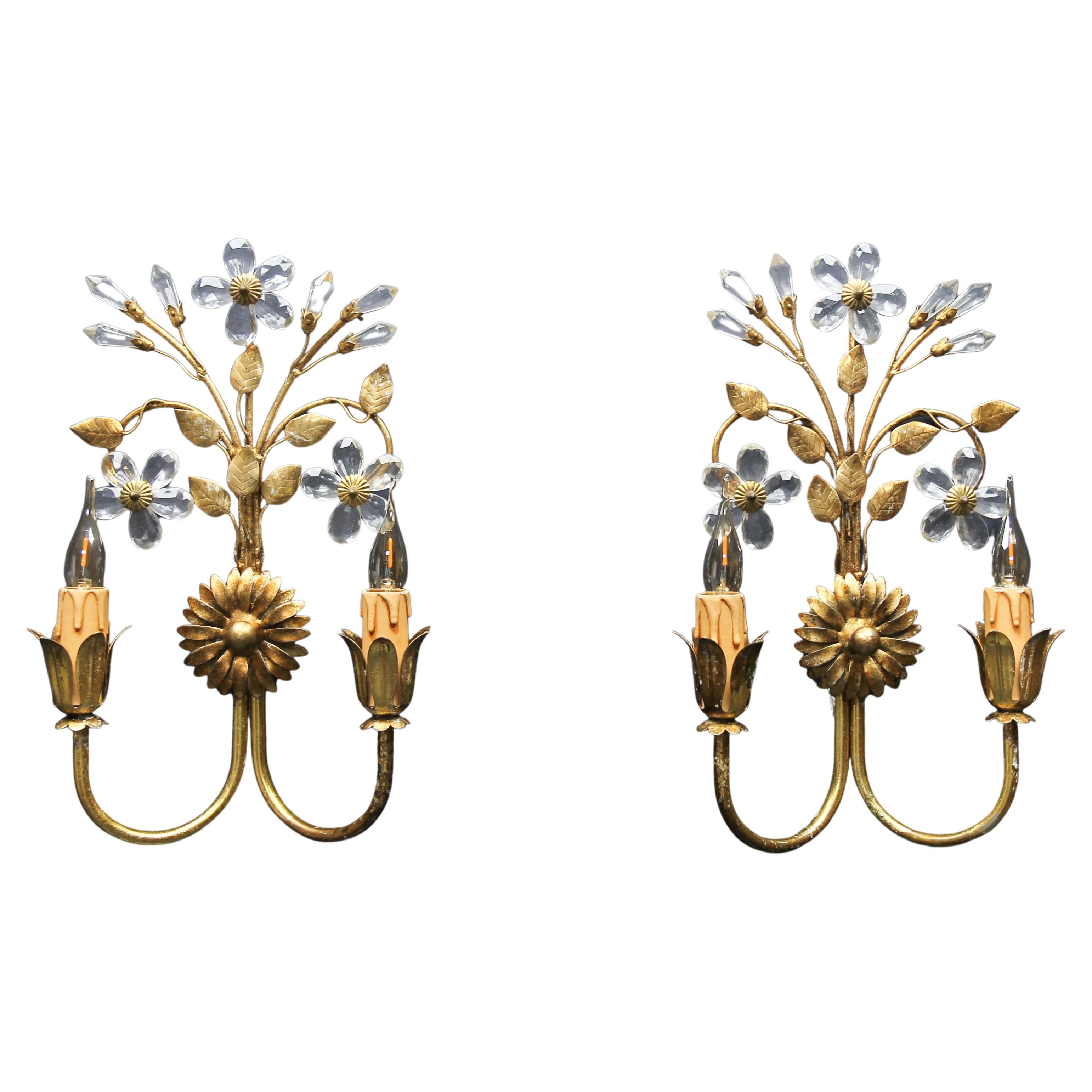 Pair of Hollywood Regency Style Italian Gilt Metal and Glass Flower Sconces