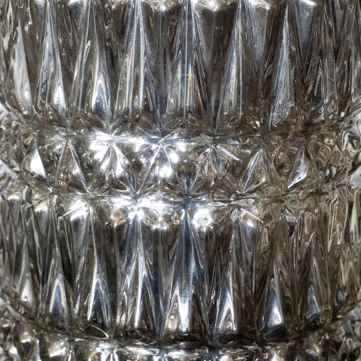 Pair of Hollywood Regency Style Mercury Glass Diamond Pattern Lamps For Sale 3
